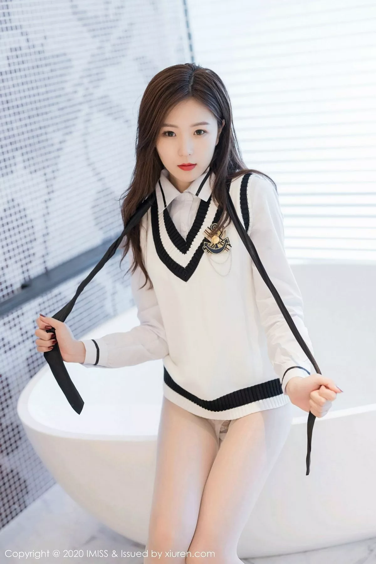 秀人集.com_[IMISS爱蜜社]Vol.467_嫩模杨紫嫣Cynthia酒店剧情主题浴缸性感内衣完美诱惑写真48P