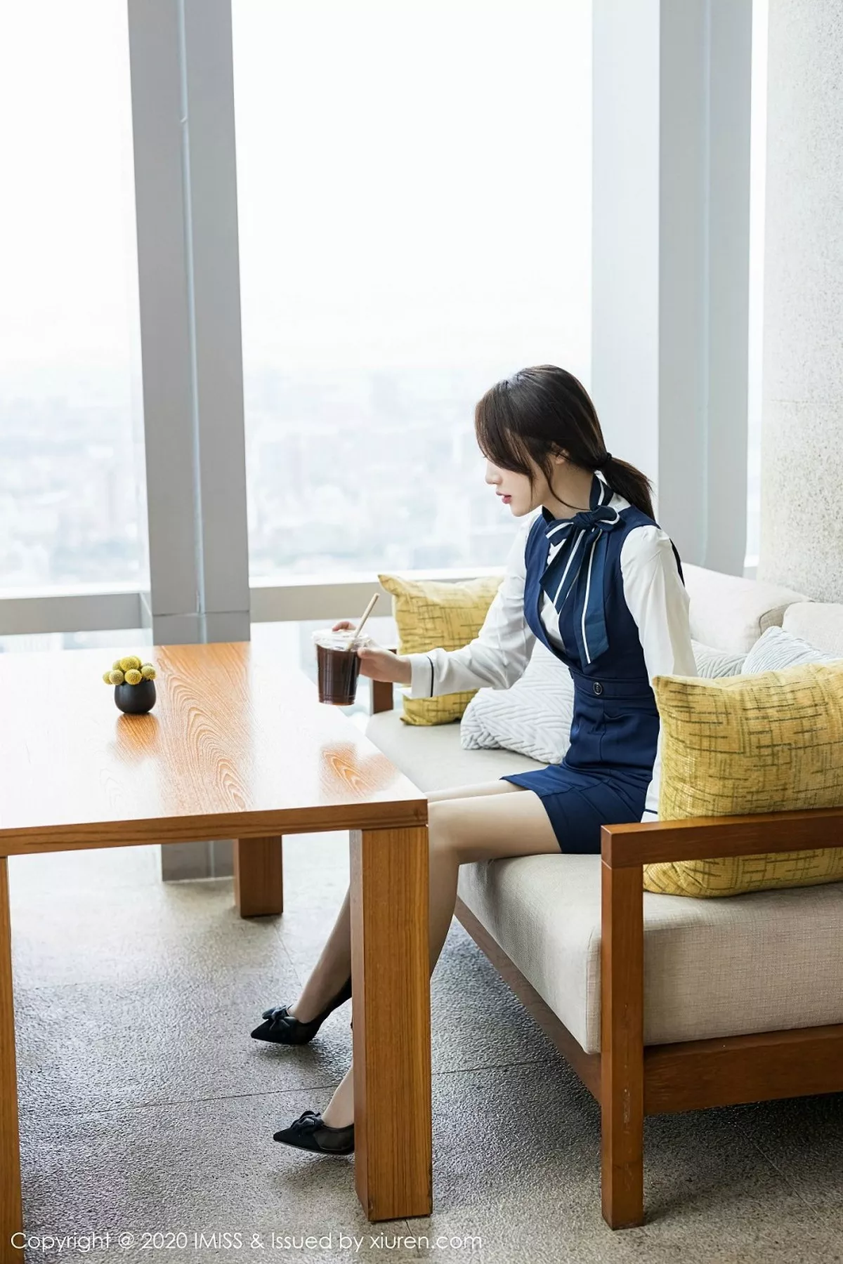 秀人集.com_[IMISS爱蜜社]Vol.468_嫩模九月生私房脱职业制服露黑色内衣配肉丝袜诱惑写真86P