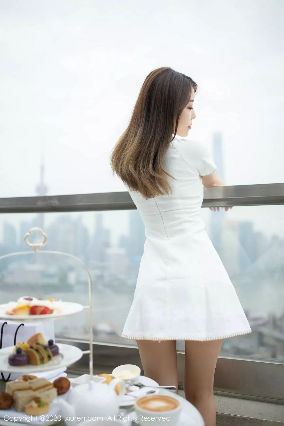 秀人集.com_[XiuRen秀人网]No.2190_女神夏诗雯Sally女友下午茶主题白色裙子半脱露性感内衣写真81P