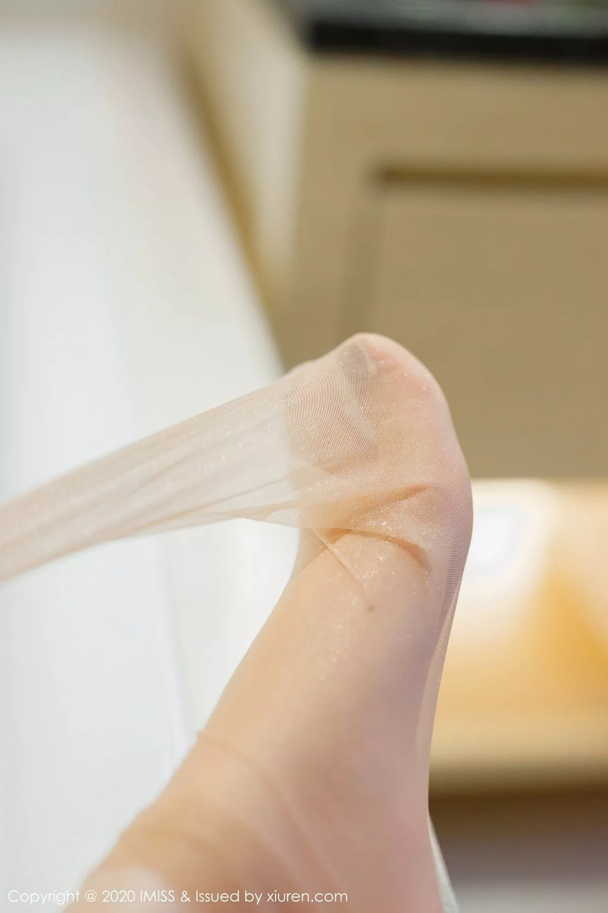 秀人集.com_[IMISS爱蜜社]Vol.477_嫩模九月生私房浴室里性感红色内衣秀完美身材湿身诱惑写真68P