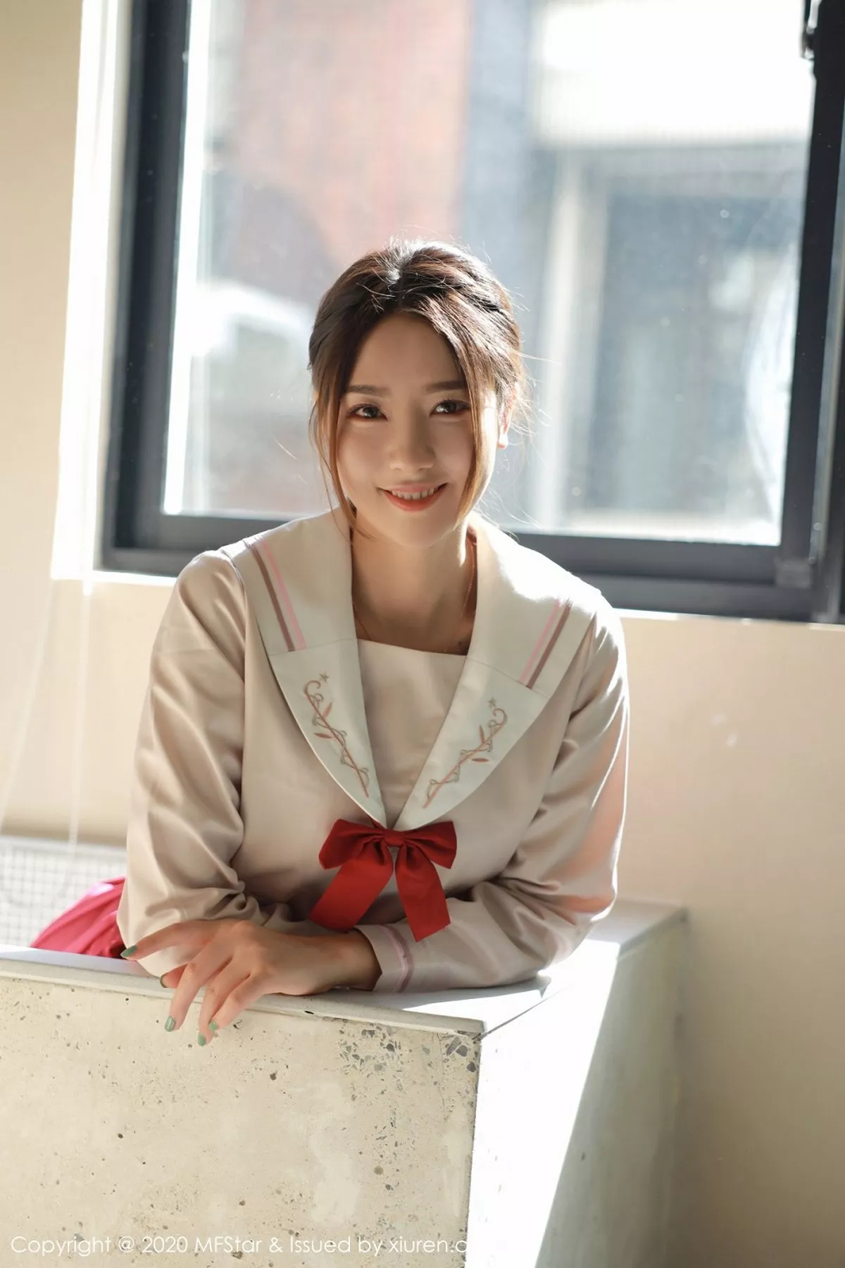 秀人集.com_[MFStar模范学院]Vol.340_嫩模方子萱私房经典JK制服主题红短裙配黑丝袜性感写真61P