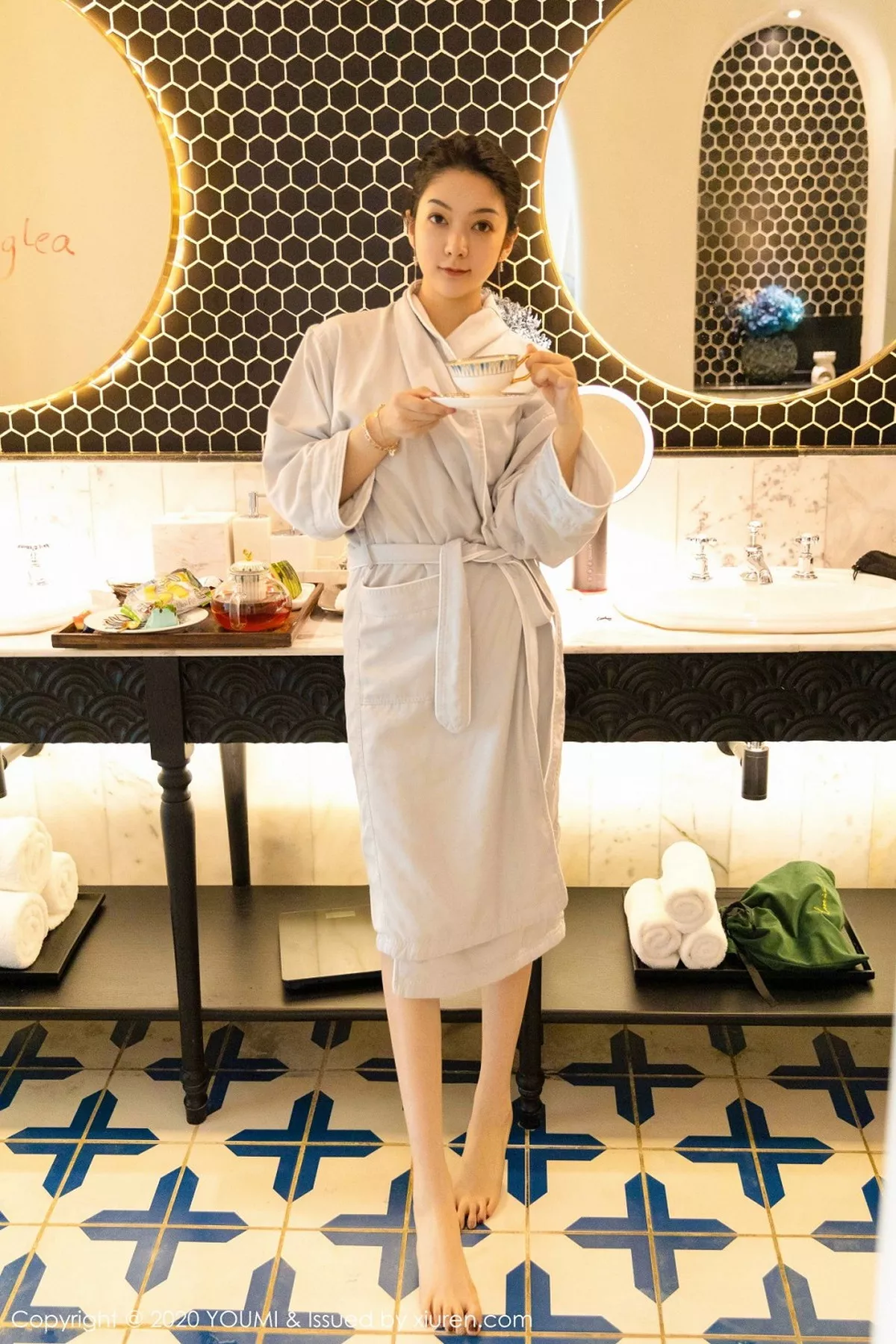 秀人集.com_[YouMi尤蜜荟]Vol.483_嫩模Angela小热巴大理旅拍室内泳池主题性感内衣诱惑写真72P