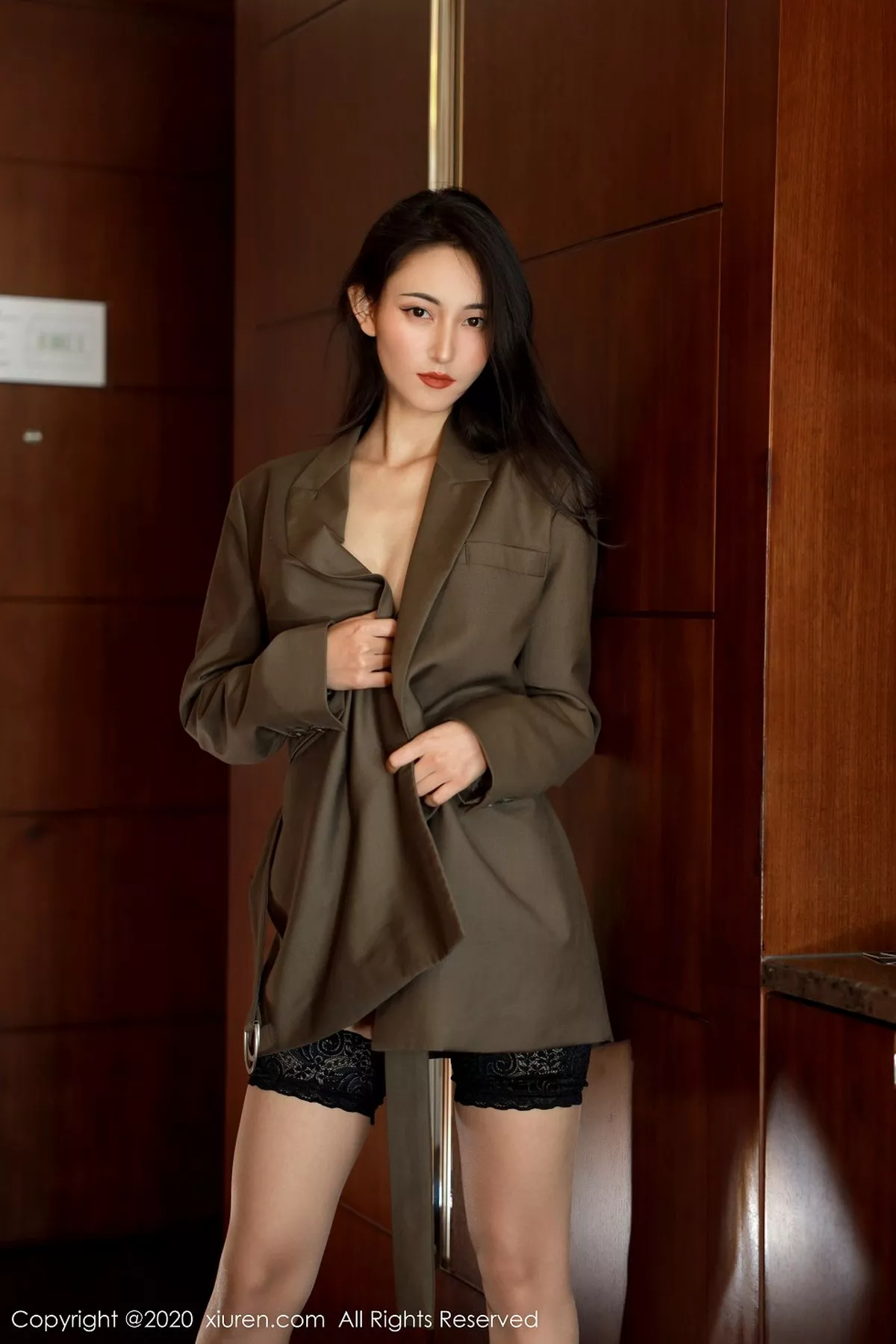 秀人集.com_[XiuRen秀人网]No.2258_新人模特程慧娴私房性感黑色内衣半脱内裤露翘臀诱惑写真46P