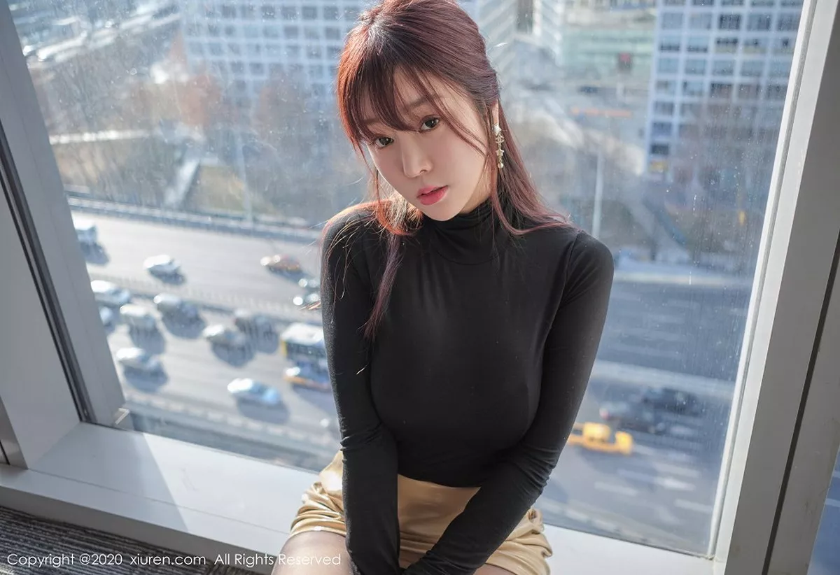 秀人集.com_[XiuRen秀人网]No.2259_女神王雨纯阳光窗台秘书制服主题黑丝裤袜秀透视内裤诱惑写真56P