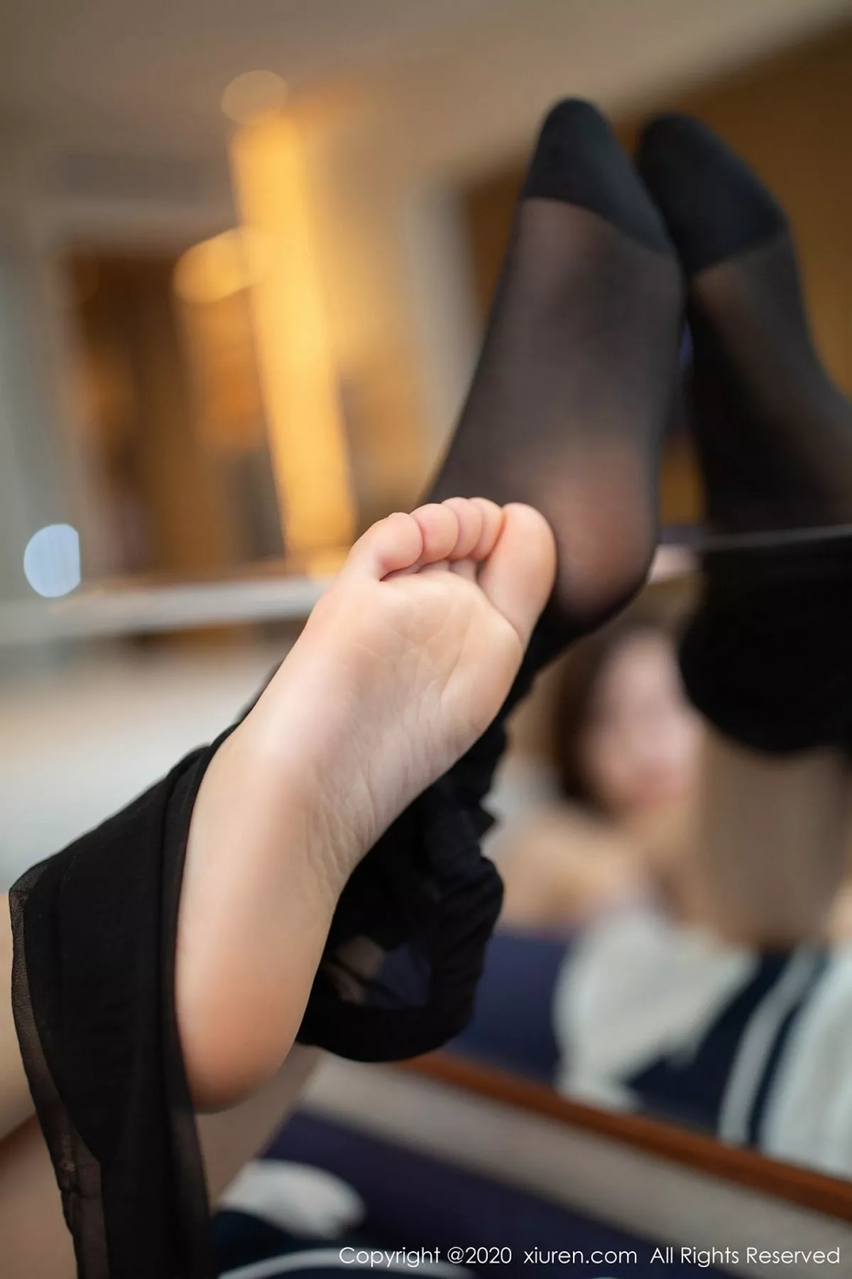 秀人集.com_[XiuRen秀人网]No.2267_嫩模夏诗雯Sally秘书OL主题半脱露开档肉丝裤袜惹火诱惑写真72P