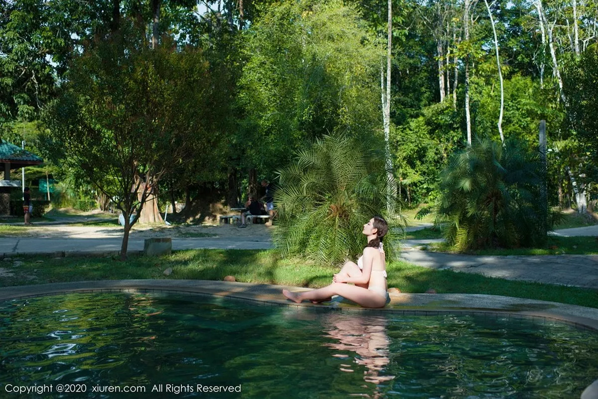 秀人集.com_[XiuRen秀人网]No.2265_女神沈梦瑶户外泳池性感蕾丝情趣内衣秀火辣身材极致诱惑写真70P