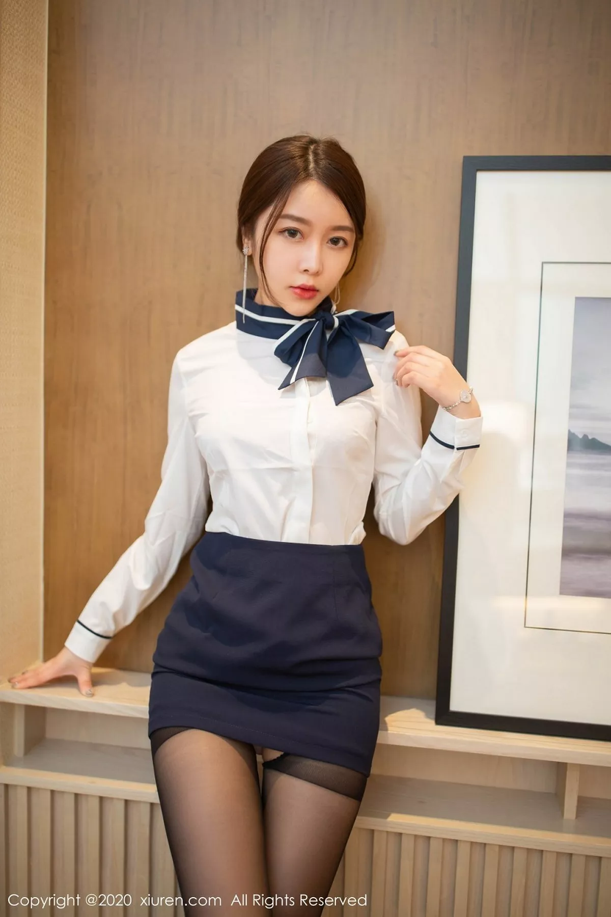 秀人集.com_[XiuRen秀人网]No.2267_嫩模夏诗雯Sally秘书OL主题半脱露开档肉丝裤袜惹火诱惑写真72P