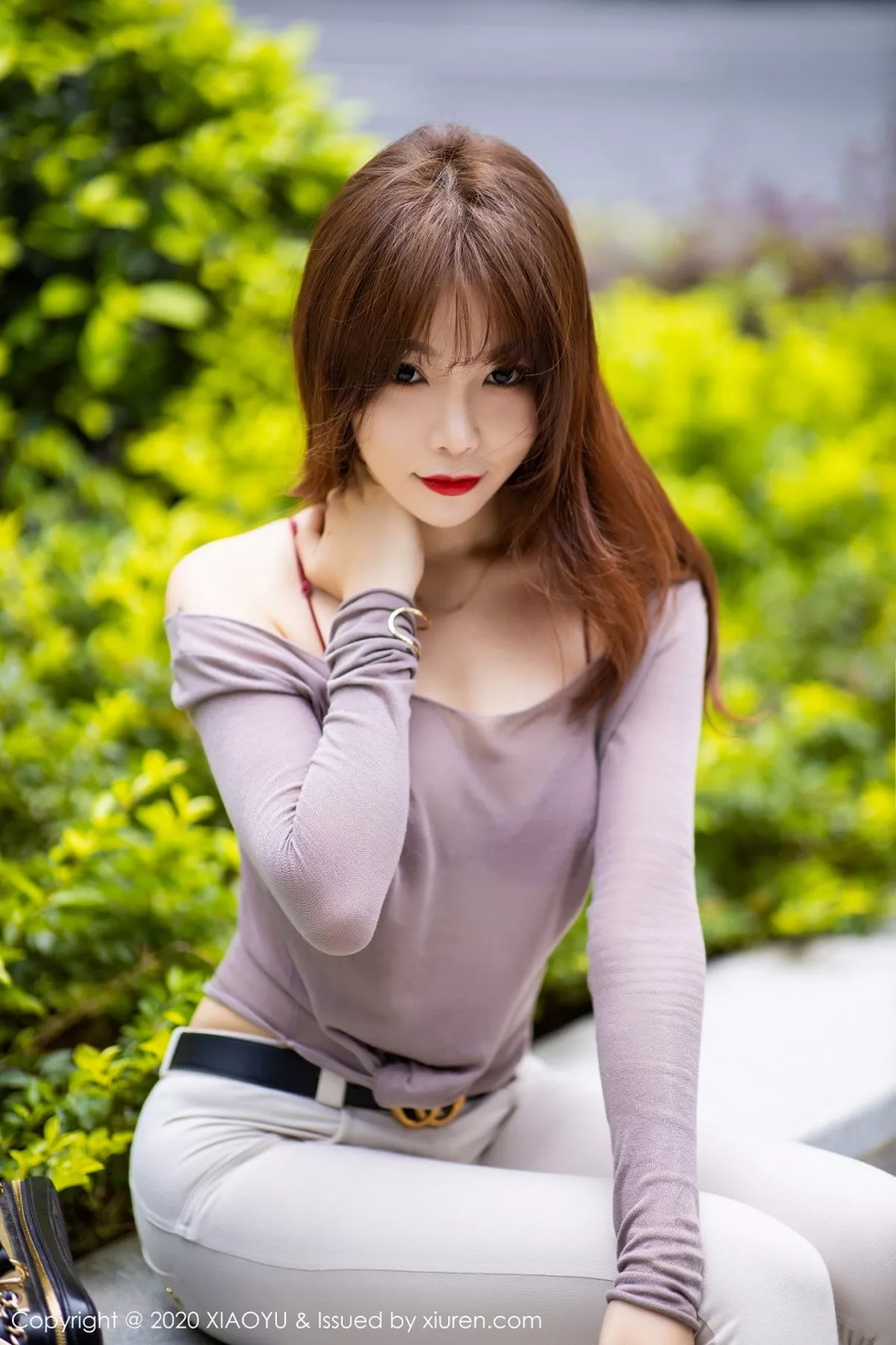 秀人集.com_[XiaoYu画语界]Vol.314_性感女神芝芝Booty街拍主题职场都市丽人靓丽迷人写真75P