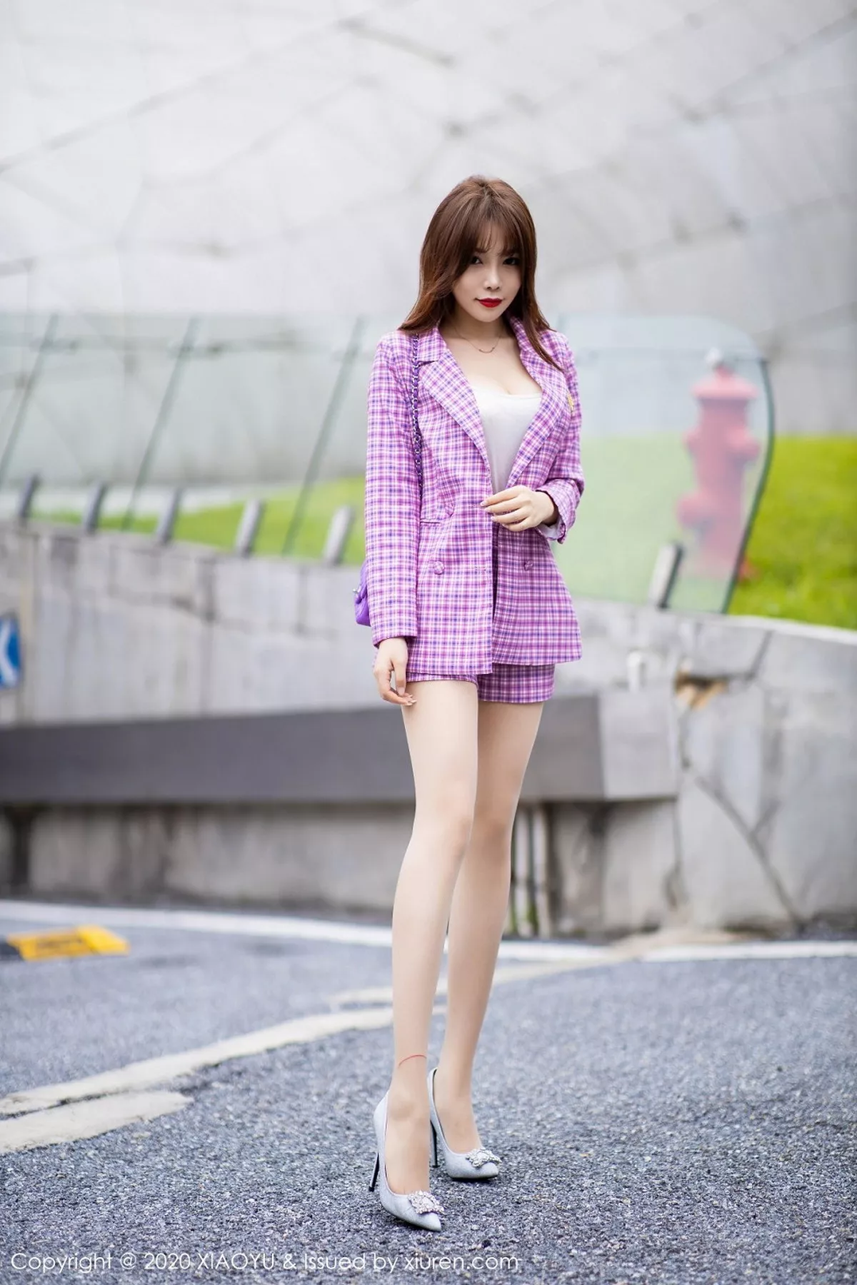 秀人集.com_[XiaoYu画语界]Vol.314_性感女神芝芝Booty街拍主题职场都市丽人靓丽迷人写真75P