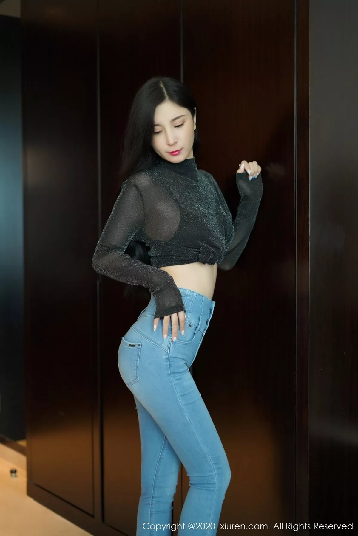 秀人集.com_[XiuRen秀人网]No.2386_嫩模小蛮妖Yummy私房牛仔裤半脱露超薄黑丝裤袜秀翘臀诱惑写真67P