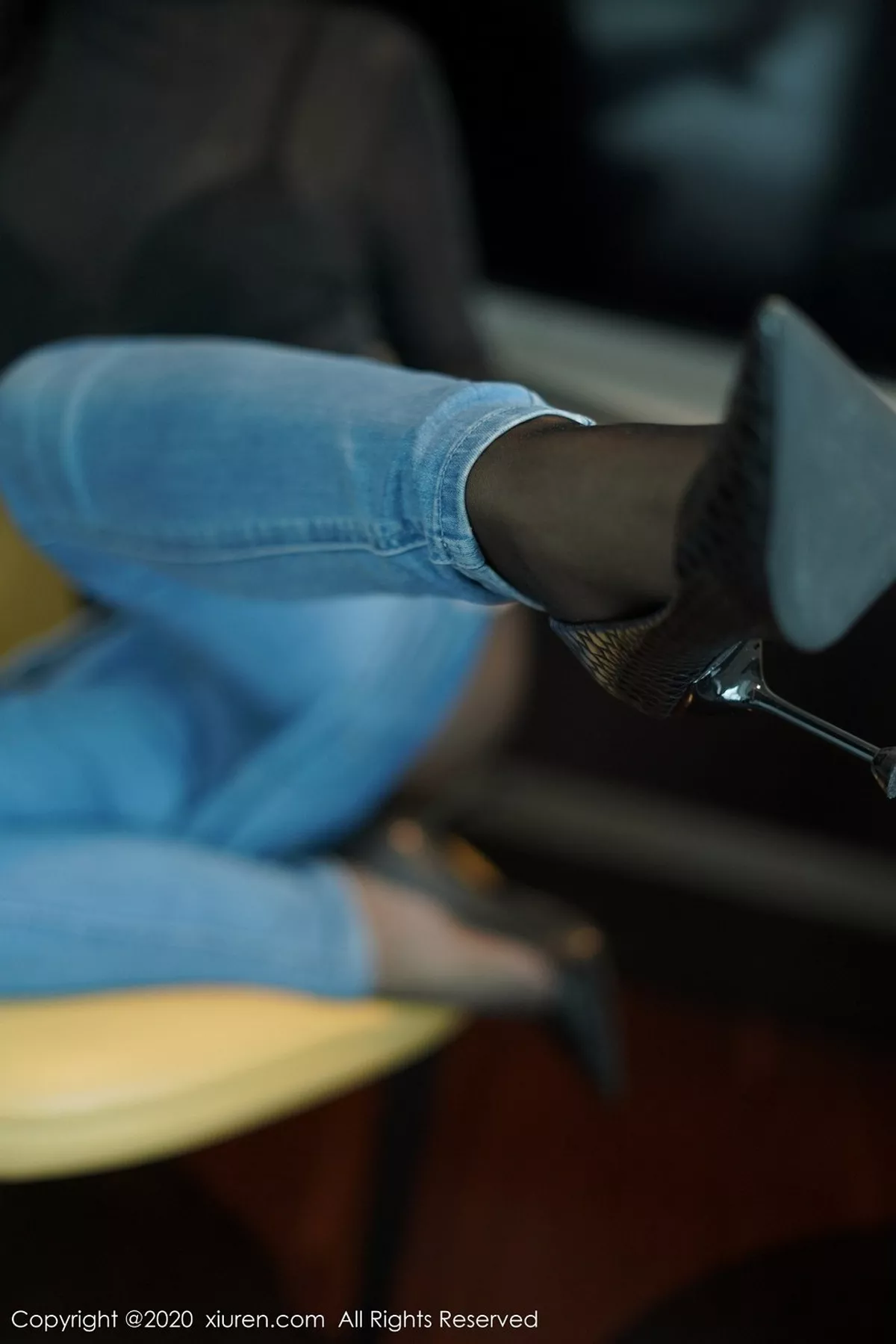 秀人集.com_[XiuRen秀人网]No.2386_嫩模小蛮妖Yummy私房牛仔裤半脱露超薄黑丝裤袜秀翘臀诱惑写真67P