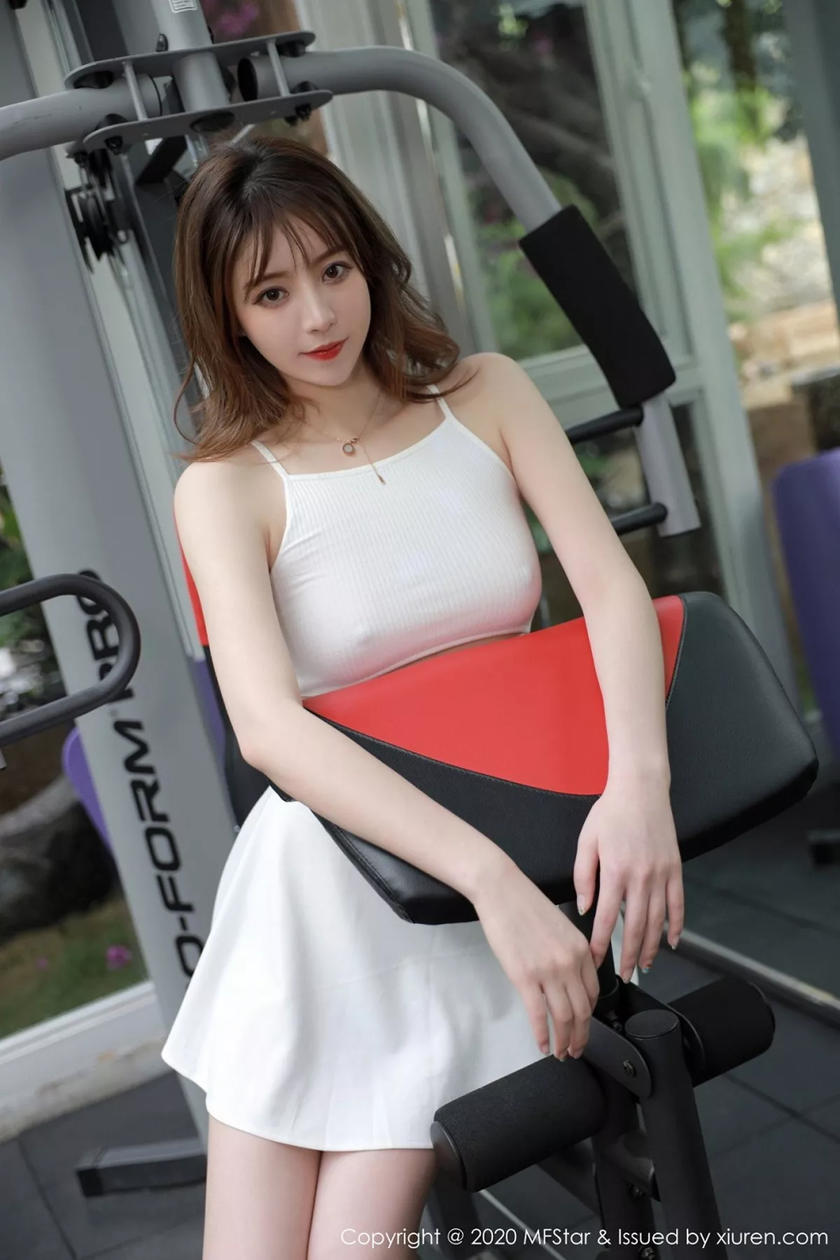 秀人集.com_[MFStar模范学院]Vol.364_嫩模yoo优优大理旅拍健身房白色短裙吊带妩媚诱惑写真56P