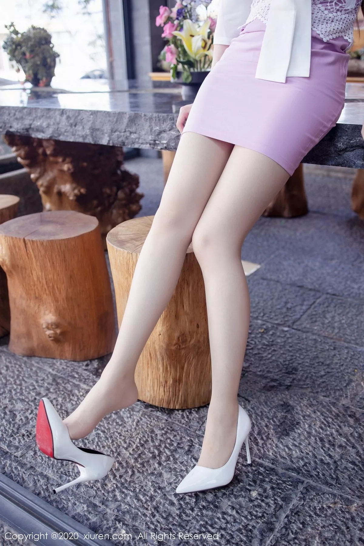 秀人集.com_[XiuRen秀人网]No.2421_嫩模玉兔miki大理旅拍浴室性感露背毛衣真空秀傲人豪乳诱惑写真57P