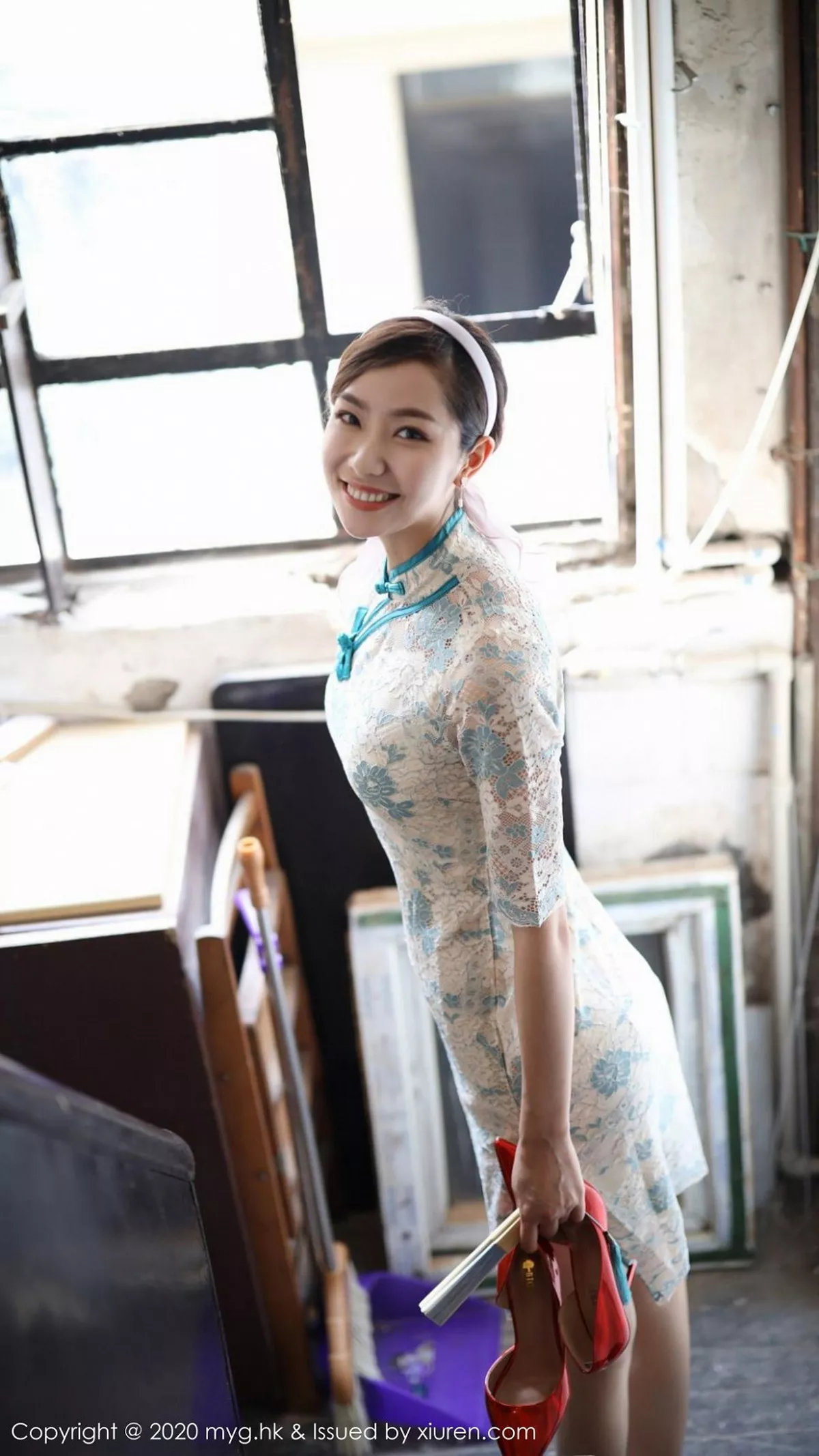 秀人集.com_[MyGirl美媛馆]Vol.446_模特方子萱私房古韵旗袍配现代丝袜秀高挑身材诱惑写真105P