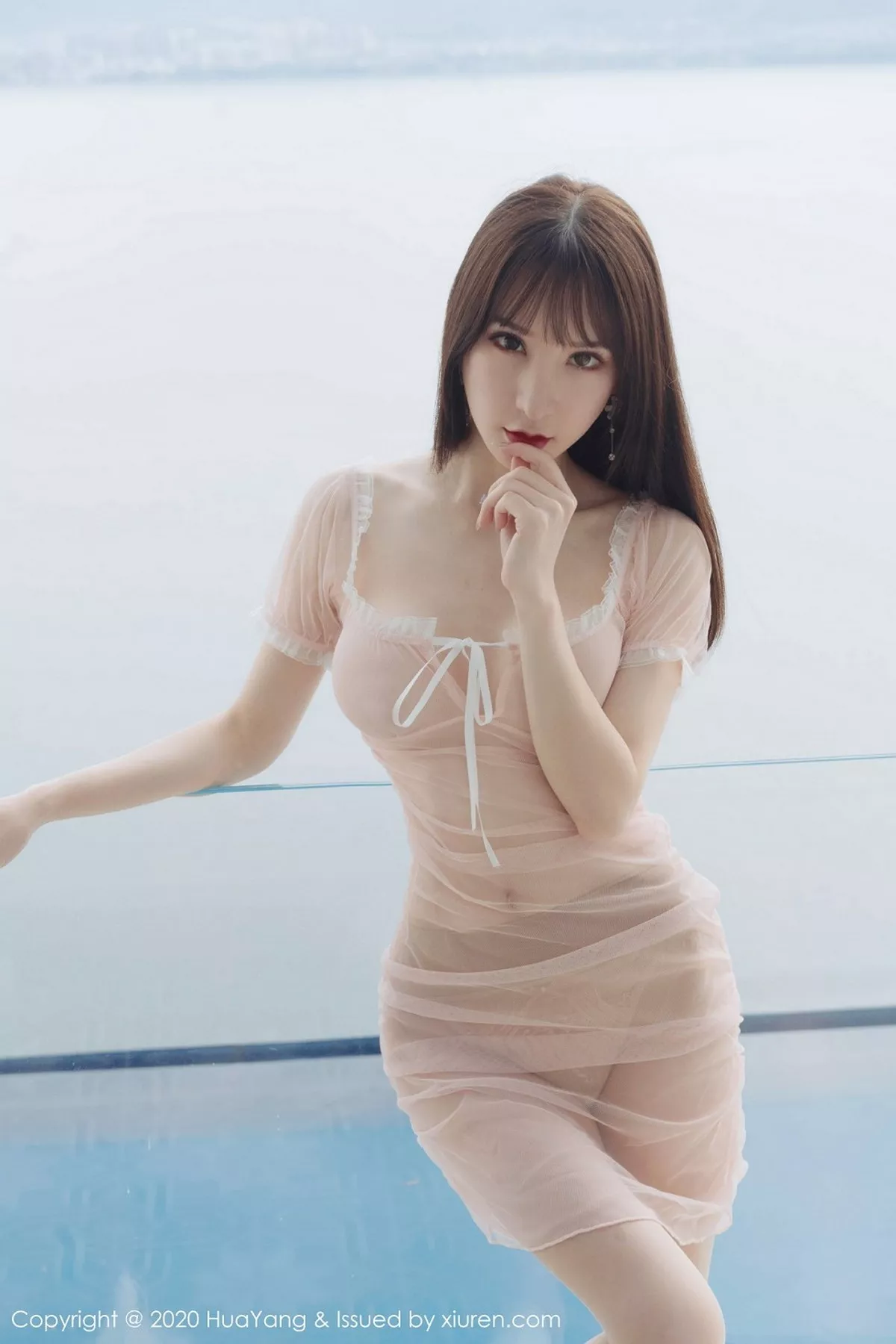 秀人集.com_[HuaYang花漾]Vol.273_女神周于希Sandy云南旅拍性感粉色薄纱内衣秀完美身材诱惑写真67P