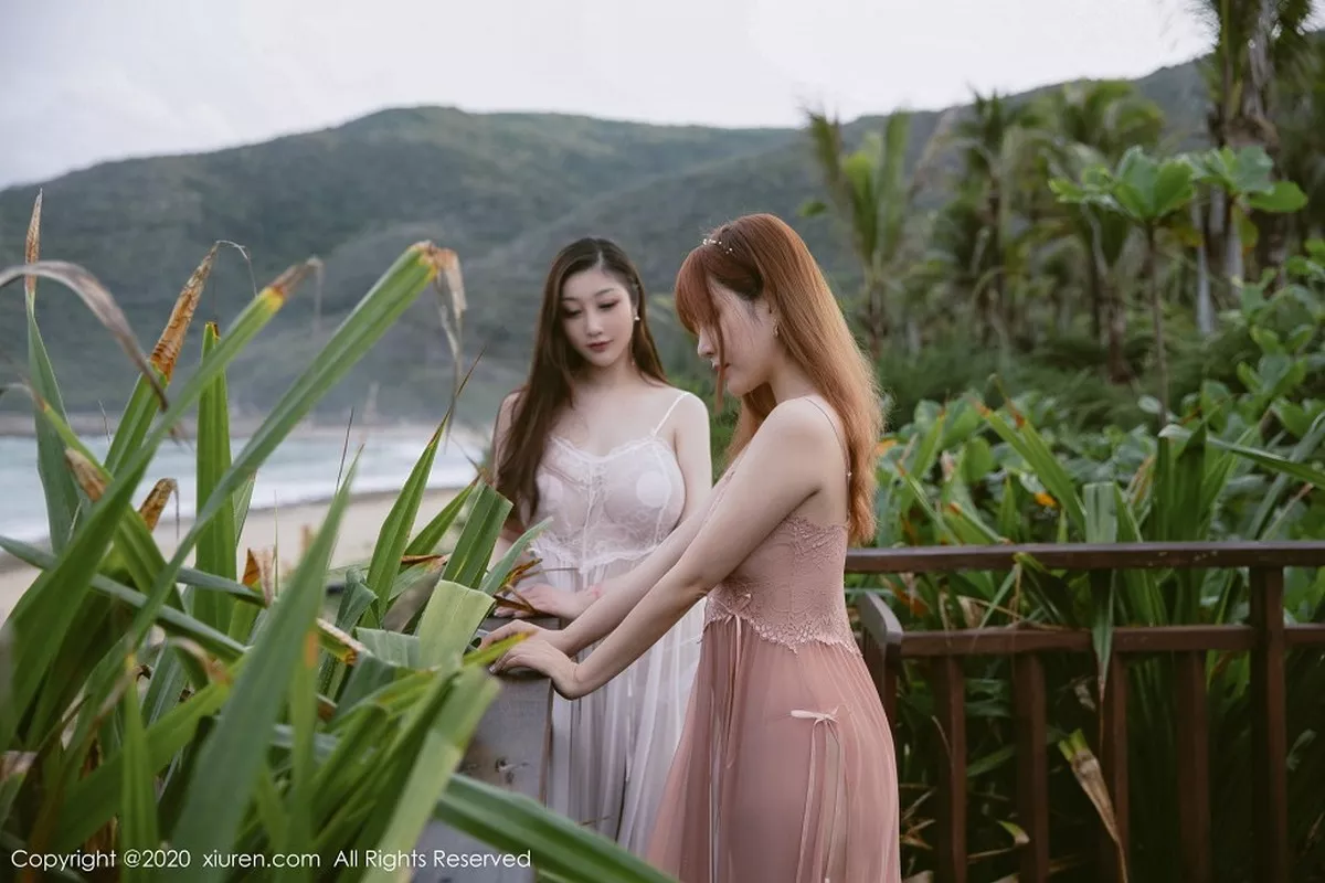 秀人集.com_[XiuRen秀人网]No.2444_两大女神王雨纯与妲己_Toxic三亚旅拍合集户外情趣内衣诱惑写真55P