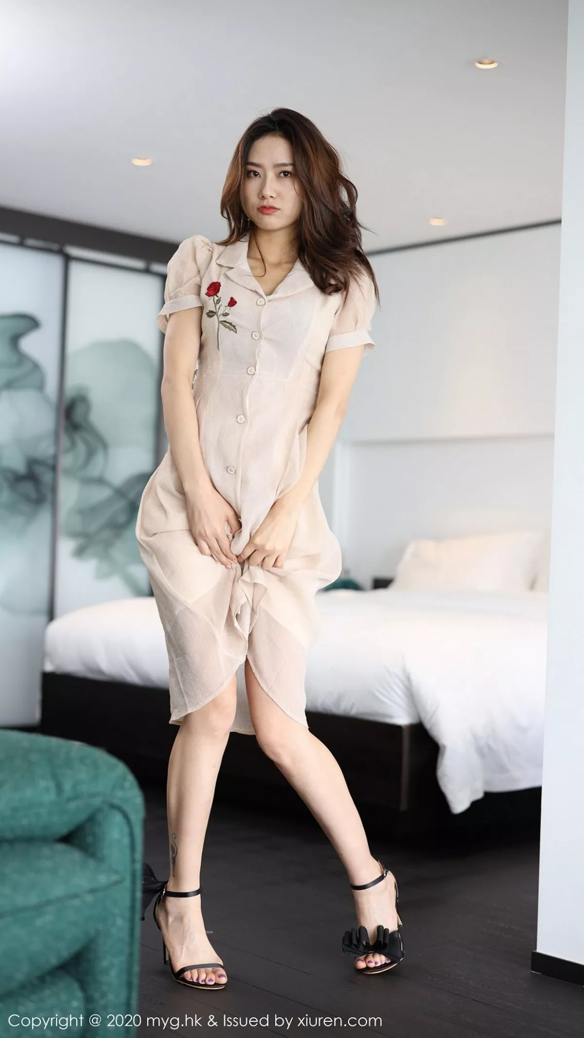 秀人集.com_[MyGirl美媛馆]Vol.447_嫩模方子萱大理旅拍私房典雅长裙半脱秀完美身材诱惑写真92P