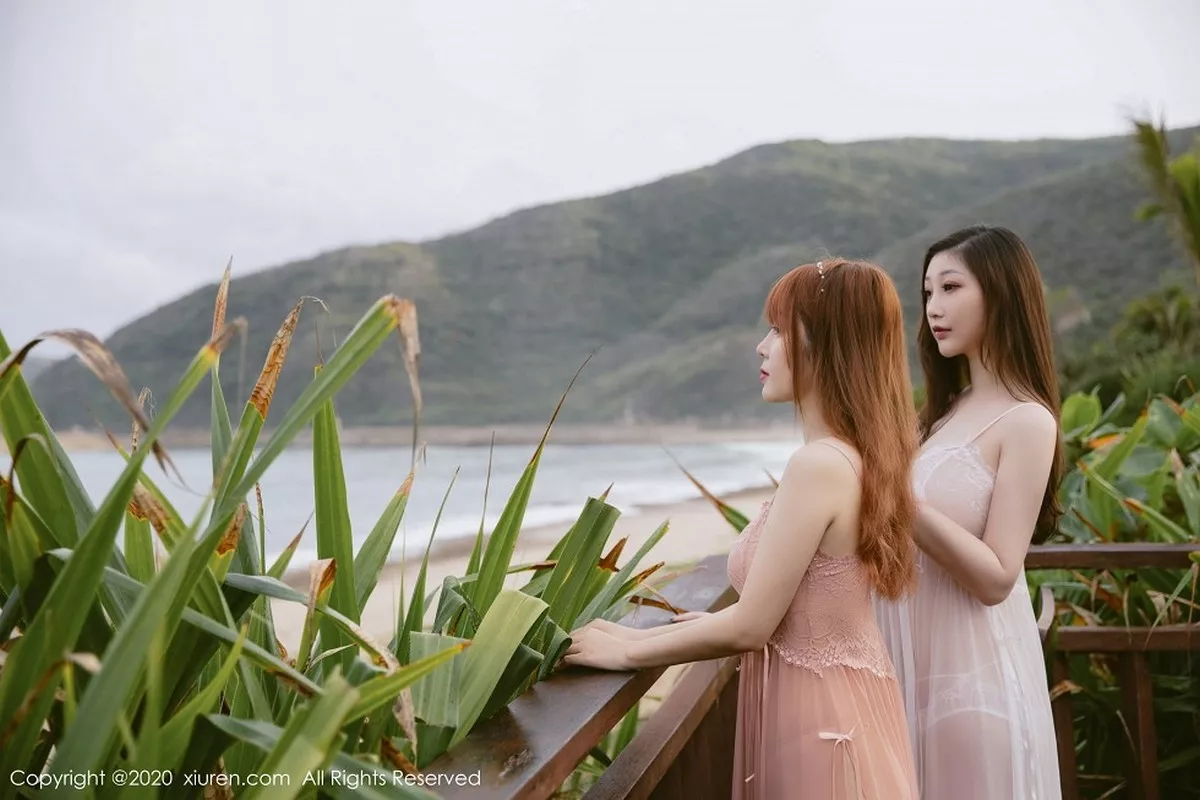 秀人集.com_[XiuRen秀人网]No.2444_两大女神王雨纯与妲己_Toxic三亚旅拍合集户外情趣内衣诱惑写真55P