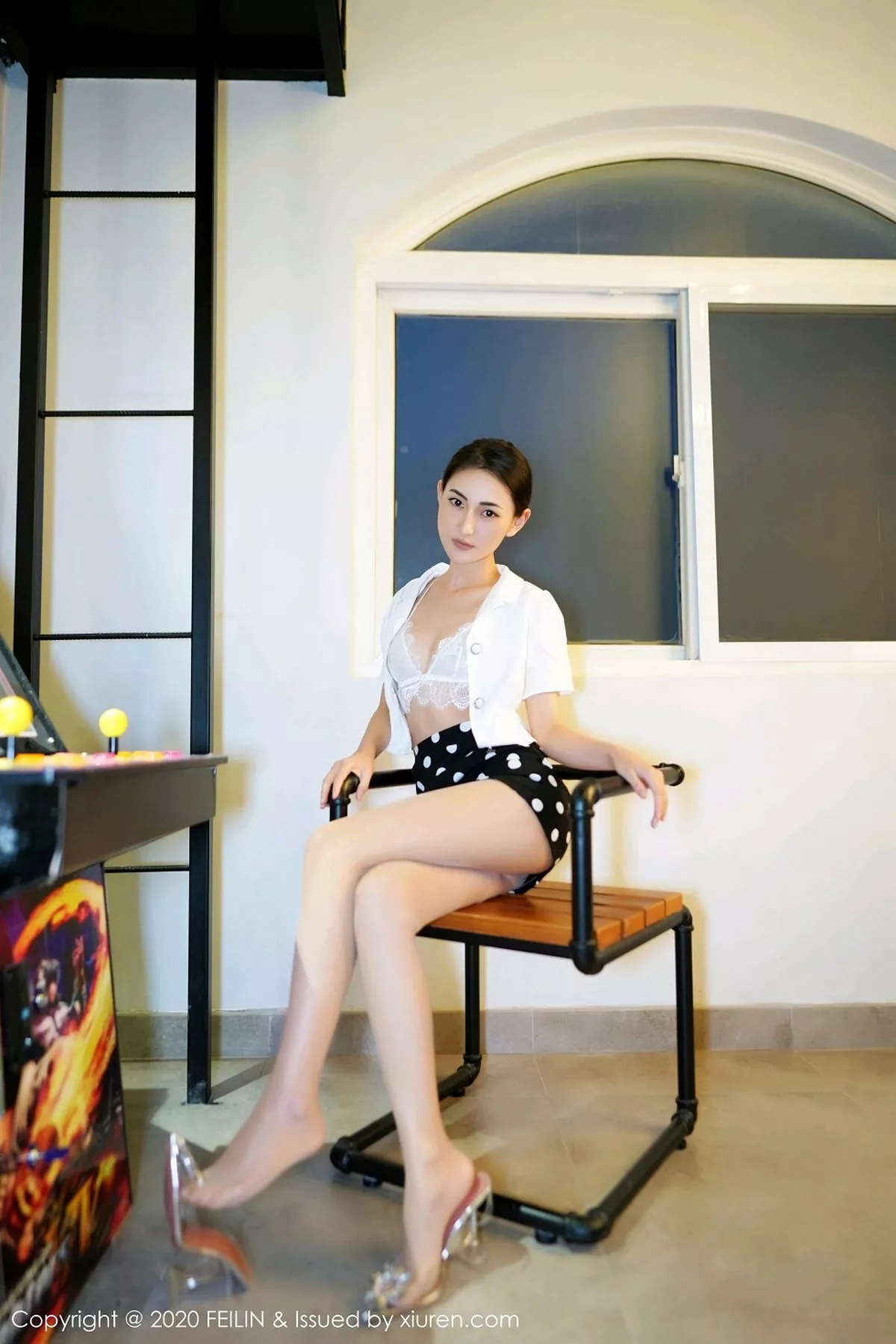 秀人集.com_[FeiLin嗲囡囡]VOL.338_嫩模程慧娴Phoebe私房白色蕾丝内衣配白丝渔网撩人诱惑写真42P