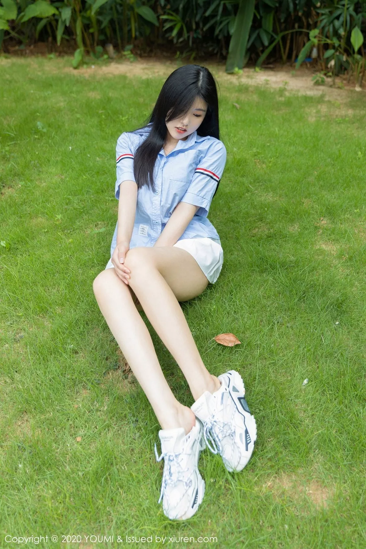 秀人集.com_[YouMi尤蜜荟]Vol.513_女神娜露Selena三亚旅拍清纯校园风半脱露完美身材诱惑写真63P