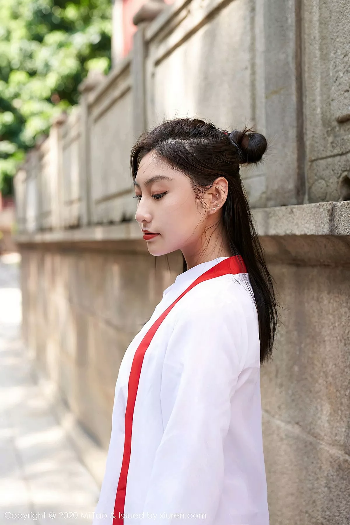 秀人集.com_[MiiTao蜜桃社]Vol.142_新人嫩模茵茵简紫霞仙子主题CoS古典风清新迷人写真34P