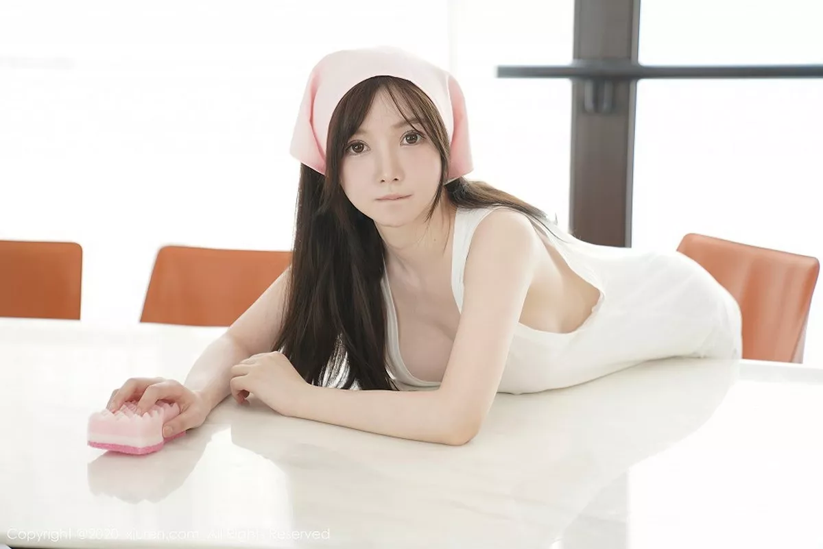 秀人集.com_[XiuRen秀人网]No.2557_女神糯美子Mini性感家政女仆主题超薄无内白丝裤袜极致诱惑写真106P