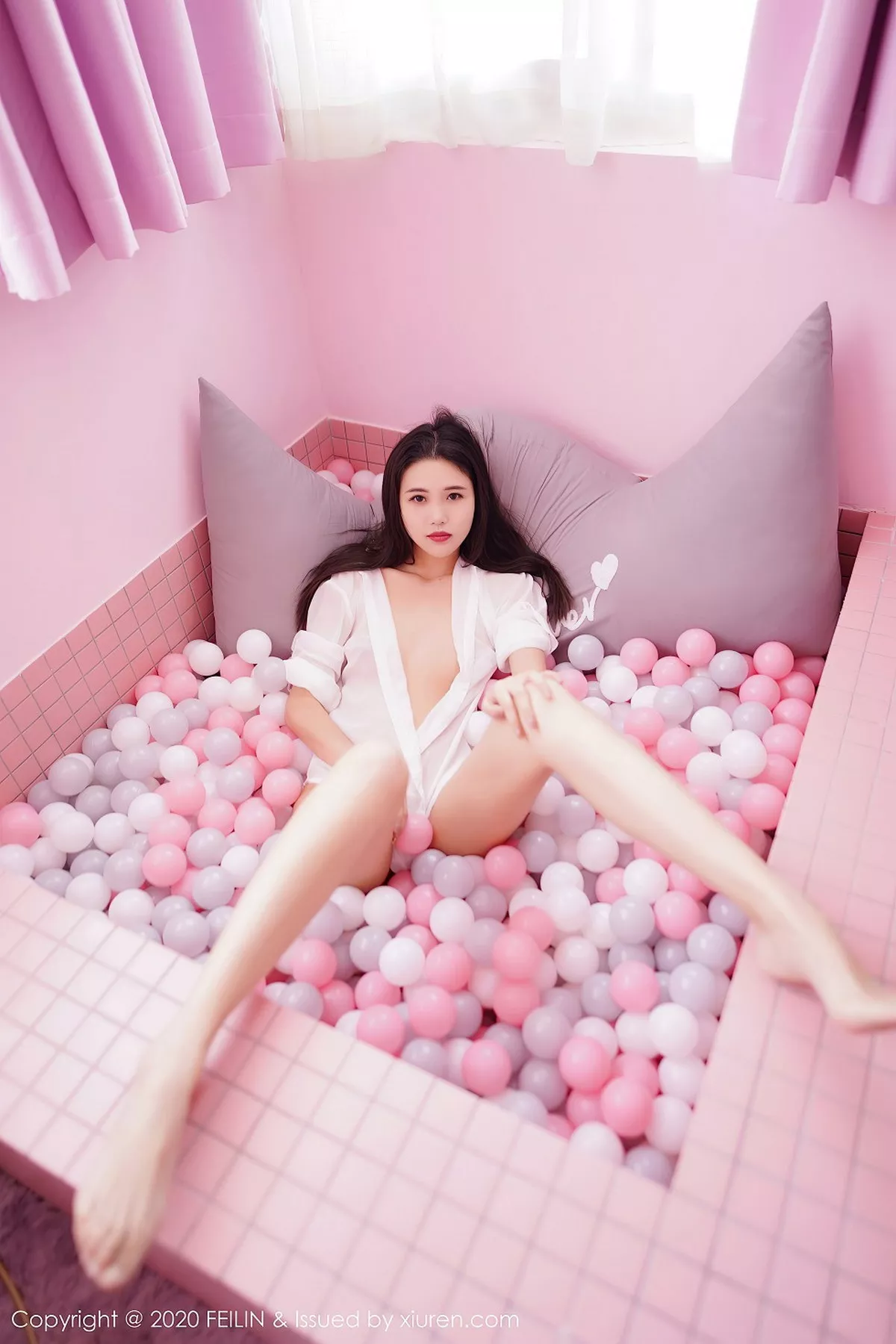 秀人集.com_[FeiLin嗲囡囡]VOL.341_嫩模陈一涵职场秘书OL主题+波波池真空白衬衣完美诱惑写真40P