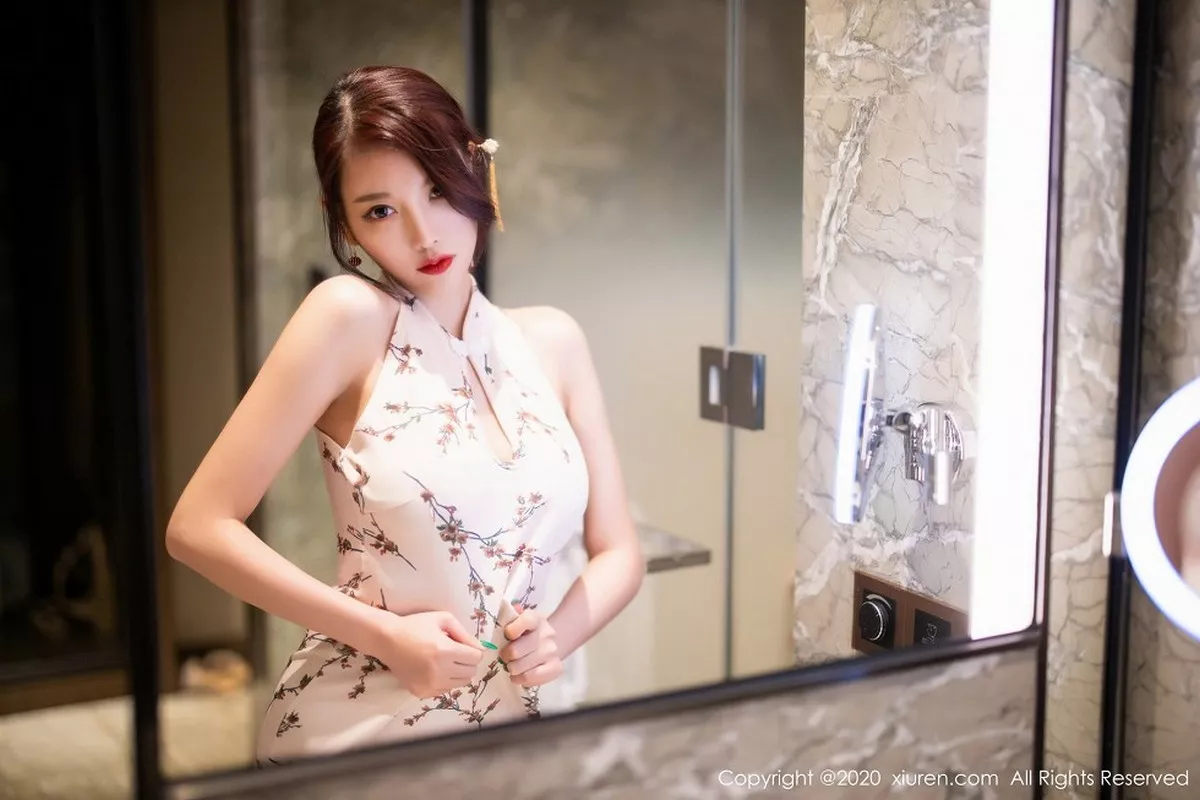 秀人集.com_[XiuRen秀人网]No.2487_女神杨晨晨sugar私房古韵旗袍配肉丝裤袜秀完美身材诱惑写真102P