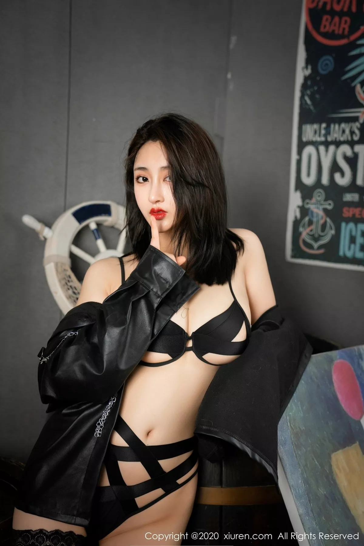 秀人集.com_[XiuRen秀人网]No.2503_嫩模林子欣Freya心愿旅拍黑色皮衣露性感内衣黑色蕾丝袜魅惑写真54P