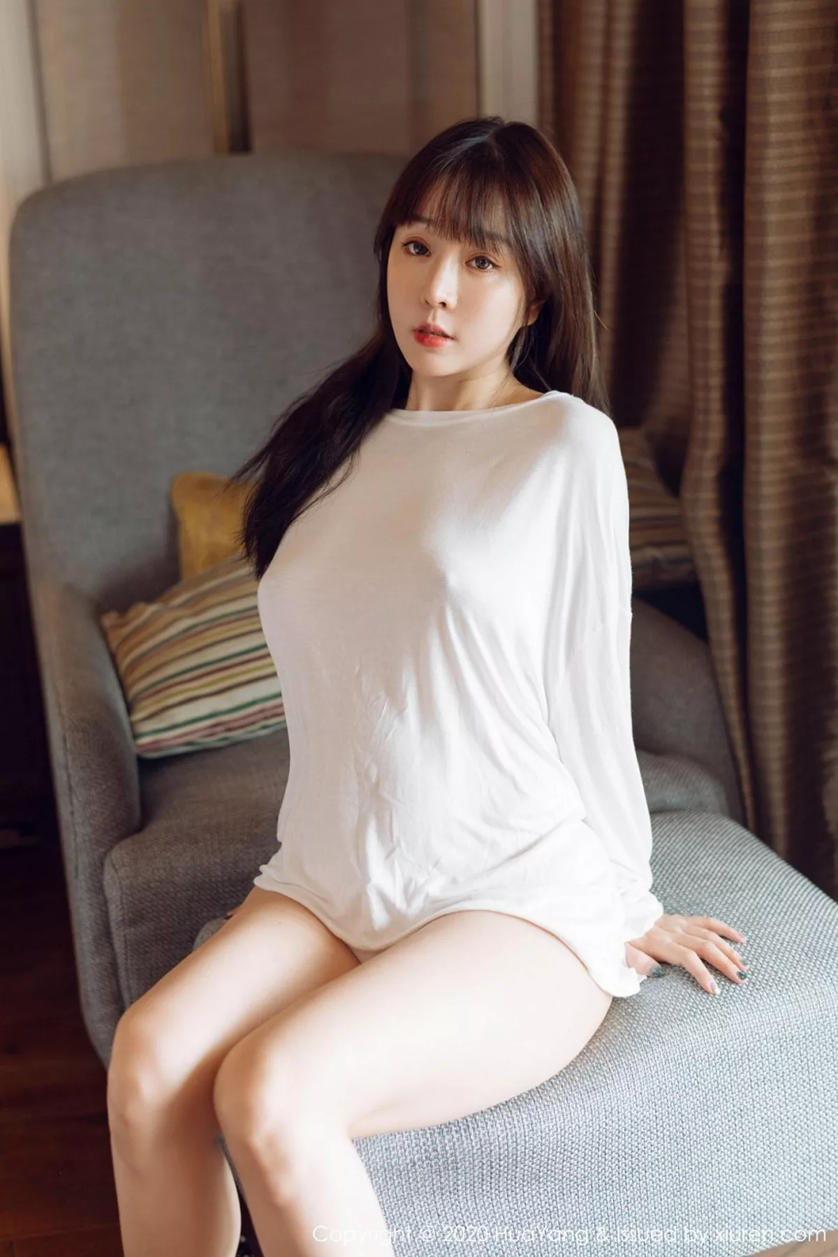 秀人集.com_[HuaYang花漾]Vol.306_女神王雨纯西双版纳旅拍居家风轻透服饰配粉色内裤诱惑写真62P