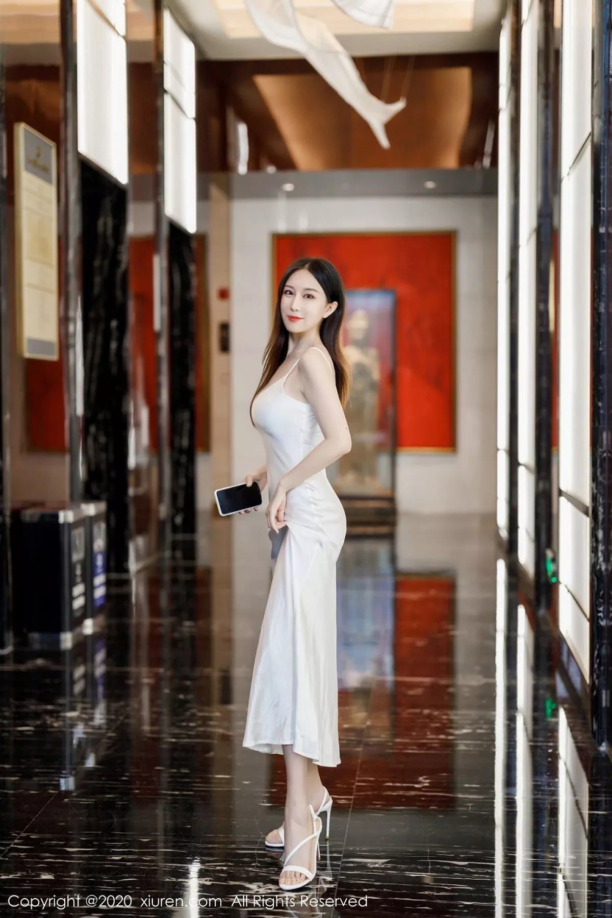 秀人集.com_[XiuRen秀人网]No.2675_嫩模月音瞳私房华丽蕾丝吊裙配无内肉丝裤袜秀翘臀极致魅惑写真47P