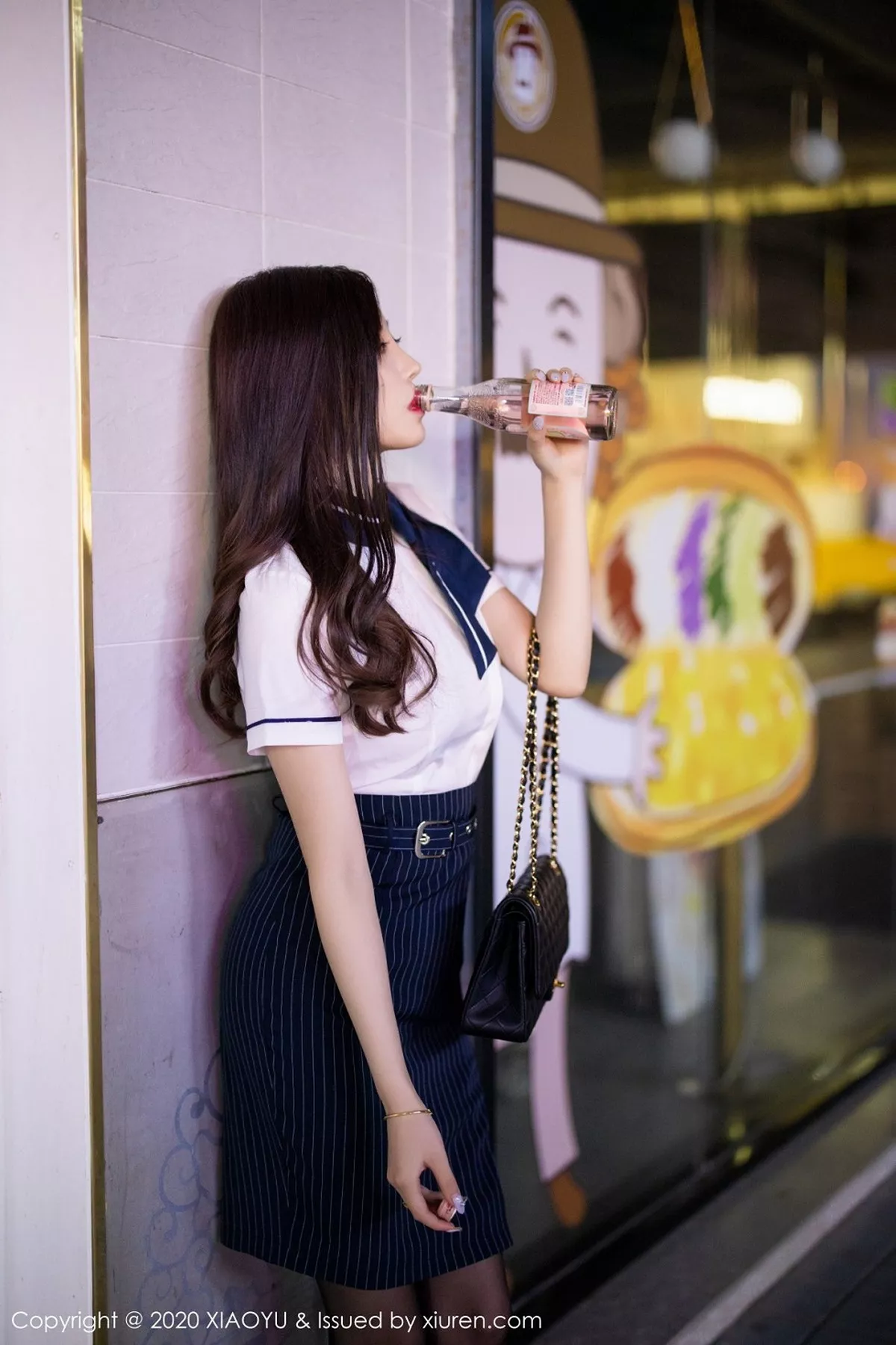 秀人集.com_[XiaoYu画语界]Vol.393_女神杨晨晨sugar私房床上半脱制服露黑丝裤袜撩人诱惑写真92P