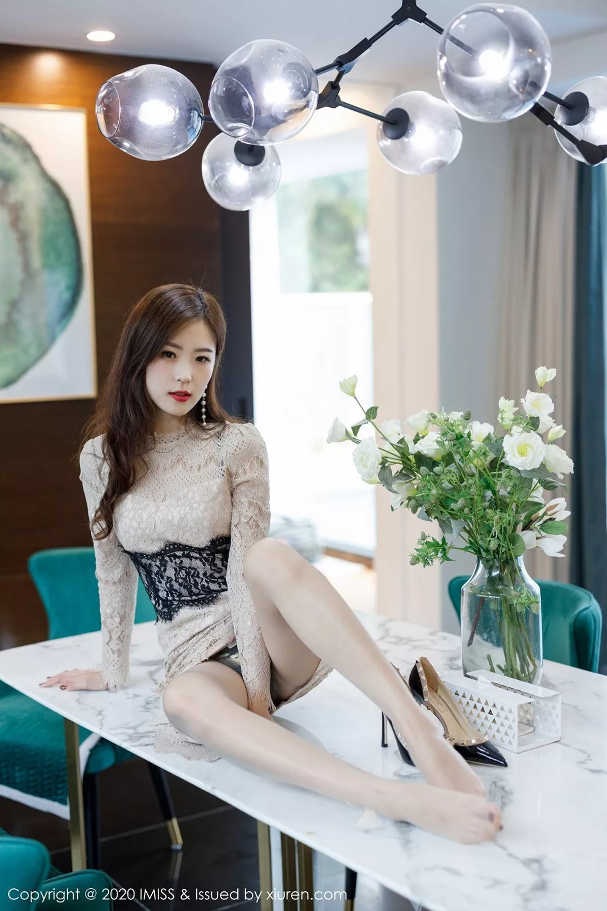 秀人集.com_[IMISS爱蜜社]Vol.517_模特杨紫嫣Cynthia私房脱典雅礼裙露性感内衣迷人诱惑写真43P