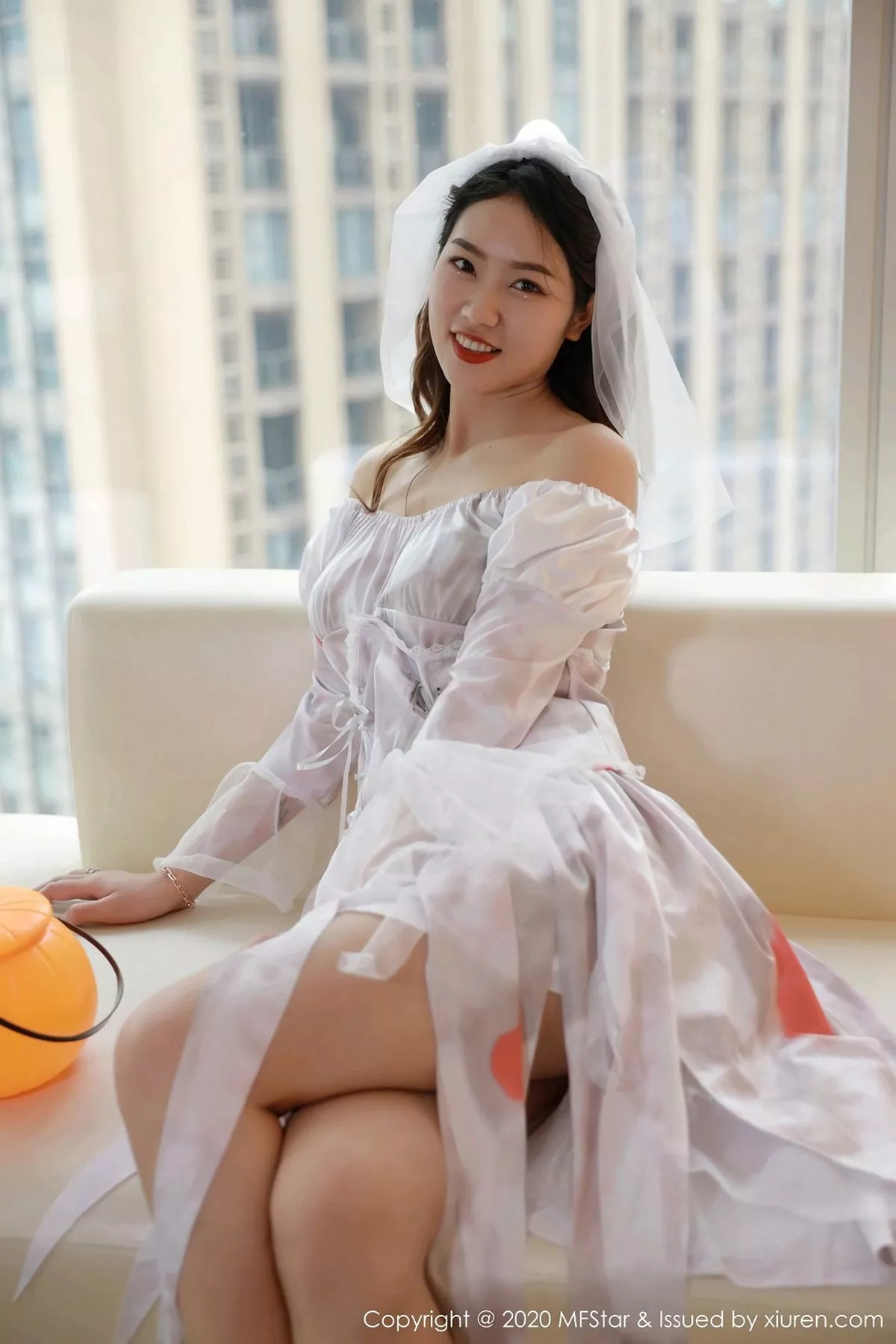 秀人集.com_[MFStar模范学院]Vol.408_嫩模方子萱万圣节鬼新娘主题撩裙露蕾丝内裤诱惑写真61P