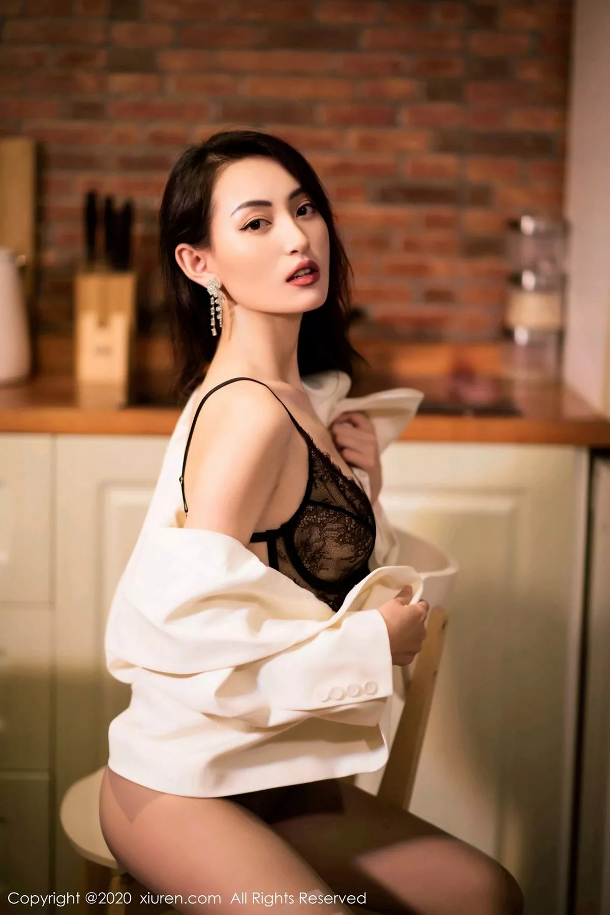 秀人集.com_[XiuRen秀人网]No.2718_嫩模陈舒羽私房性感黑色蕾丝内衣配超薄黑丝裤袜完美诱惑写真66P