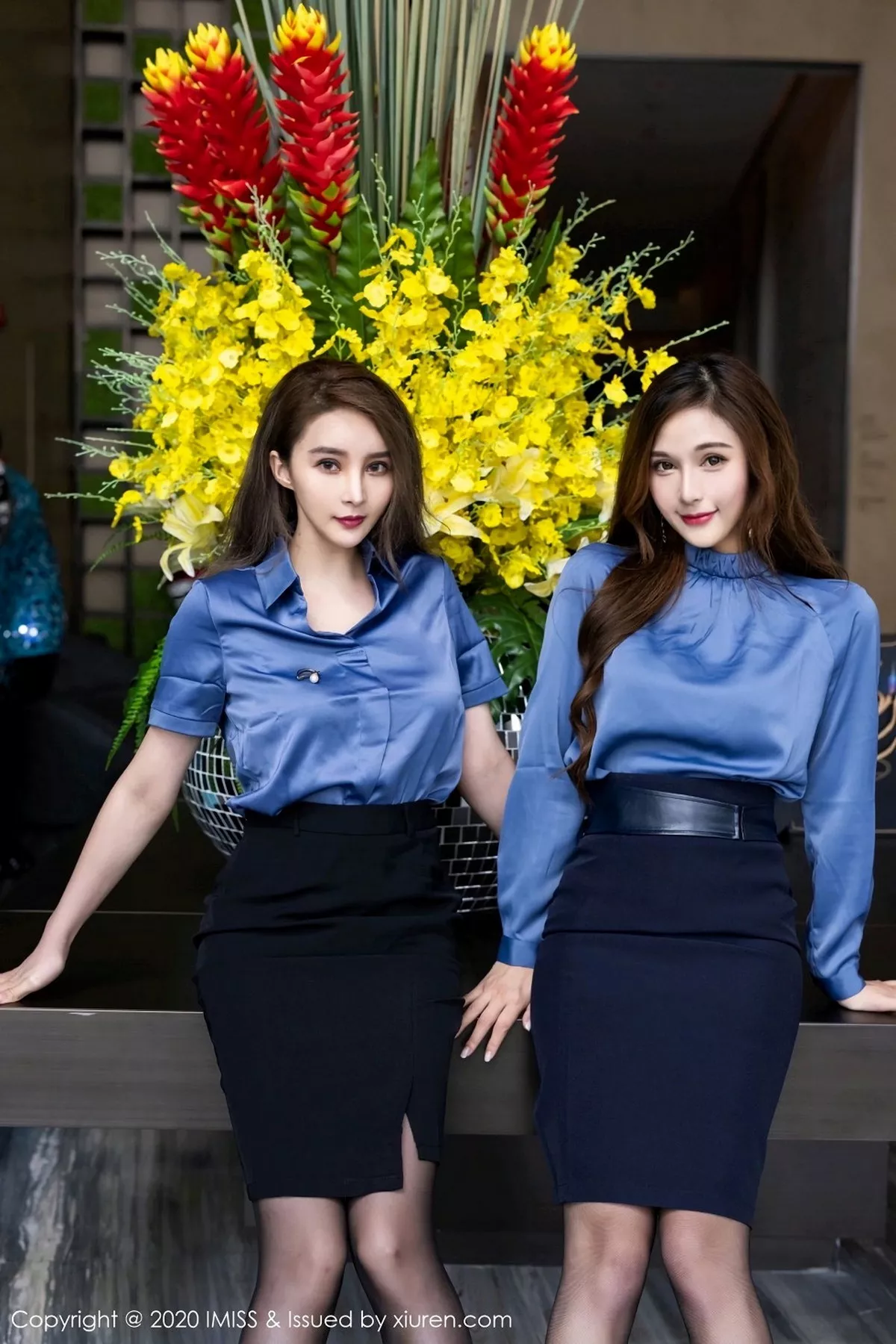 秀人集.com_[IMISS爱蜜社]Vol.519_丽质模特Lavinia肉肉＆Jermy典雅OL短裙配黑丝裤袜诱惑写真55P