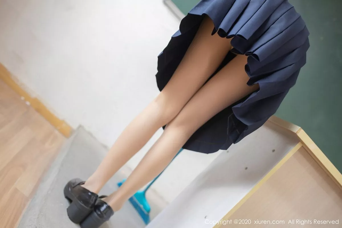 秀人集.com_[XiuRen秀人网]No.2741_嫩模月音瞳教室剧情主题性感内衣配缕空蕾丝内裤极致诱惑写真58P