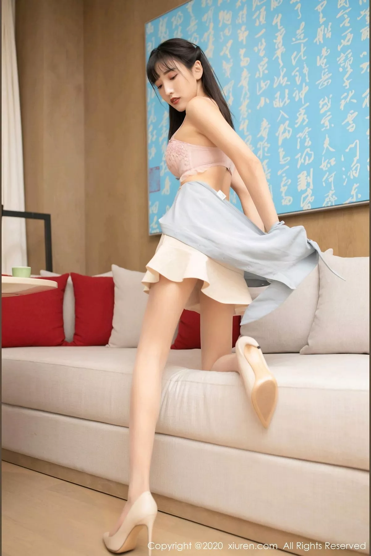 秀人集.com_[XiuRen秀人网]No.2750_嫩模陆萱萱探望导游主题私房半脱露粉色内衣肉丝裤袜诱惑写真76P