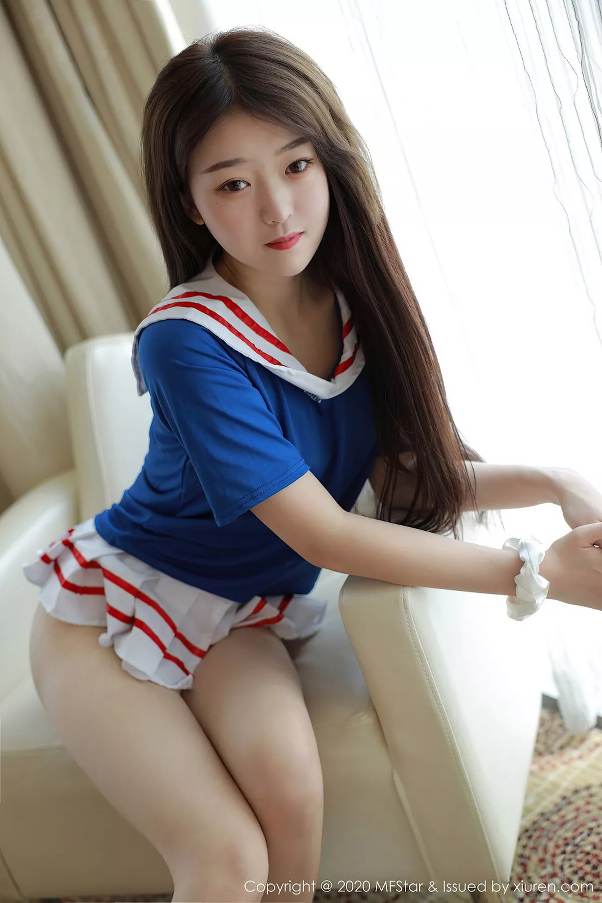 秀人集.com_[MFStar模范学院]Vol.395_嫩模小奶瓶呜鸣私房水手服性感百褶裙秀翘臀美腿诱惑写真60P