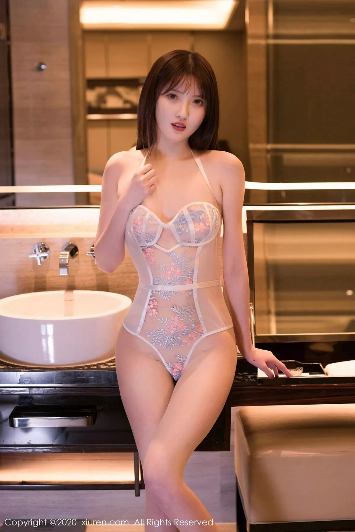 秀人集.com_[XiuRen秀人网]No.2758_小女生林芮希酒店浴室里性感高叉连体内衣秀苗条身材诱惑写真62P