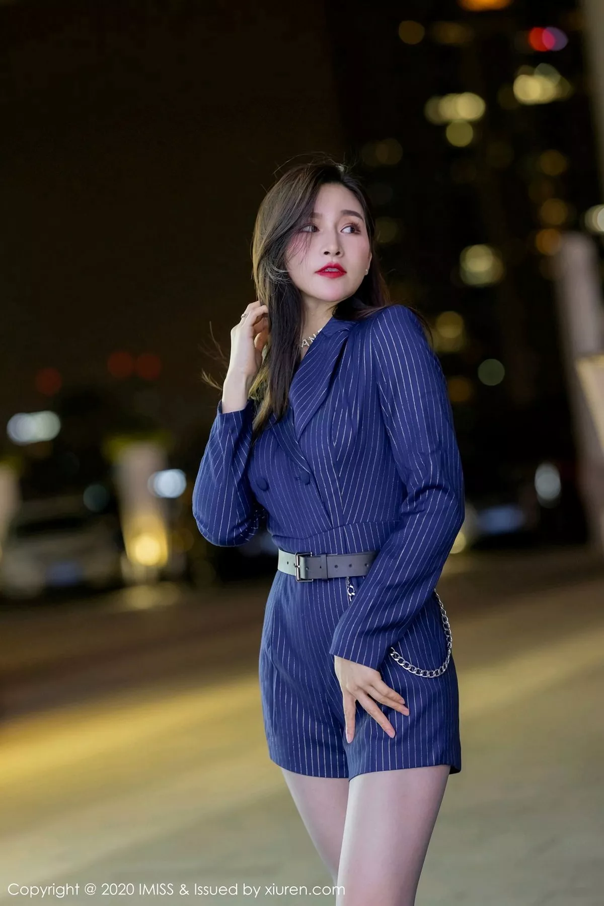 秀人集.com_[IMISS爱蜜社]Vol.522_新人模特Sia私房黑色束身内衣配吊带黑丝袜极致魅惑写真77P