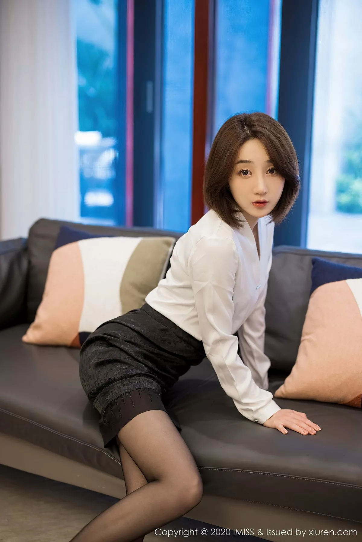 秀人集.com_[IMISS爱蜜社]Vol.506_嫩模九月生_心愿旅拍职场秘书制服主题露私房内衣完美诱惑写真53P