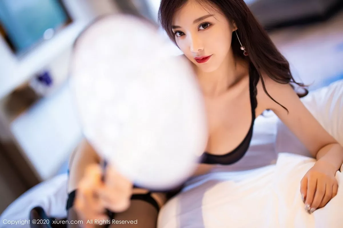 秀人集.com_[XiuRen秀人网]No.2823_女神杨晨晨sugar私房脱韵味旗袍露性感内衣吊带黑丝袜诱惑写真58P