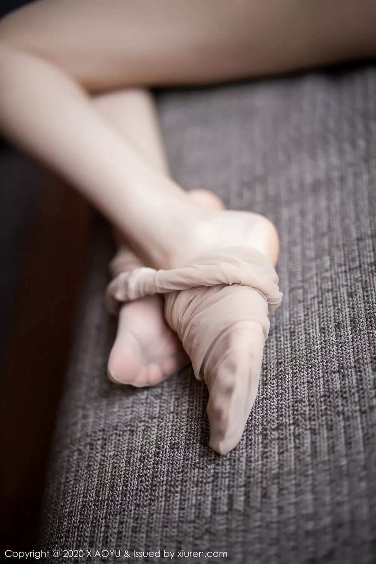 秀人集.com_[XiaoYu画语界]Vol.420_女神冯木木LRIS私房白色吊裙配无内肉丝裤袜秀翘臀诱惑写真91P