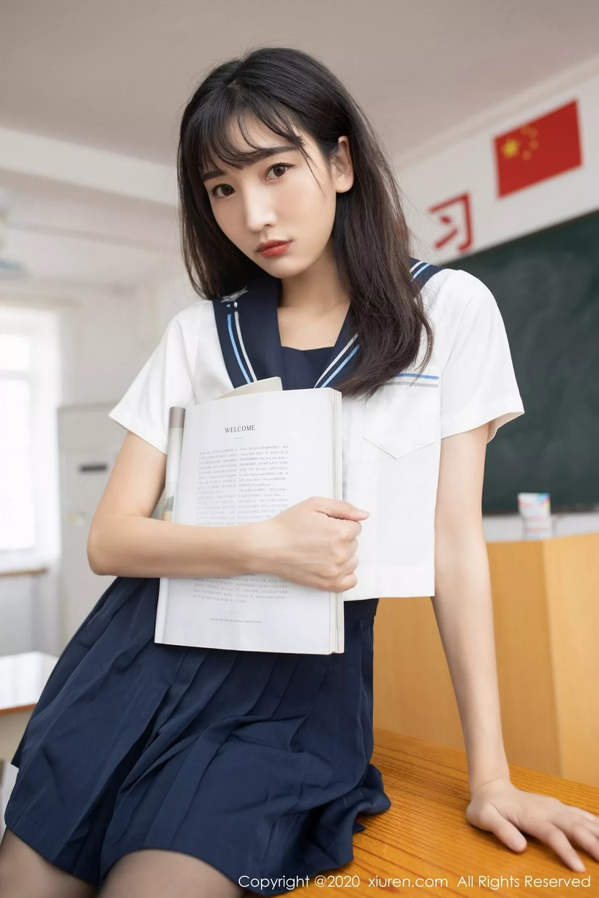 秀人集.com_[XiuRen秀人网]No.2856_嫩模陆萱萱逃学威龙剧情主题无内黑丝裤袜秀翘臀屁沟诱惑写真63P