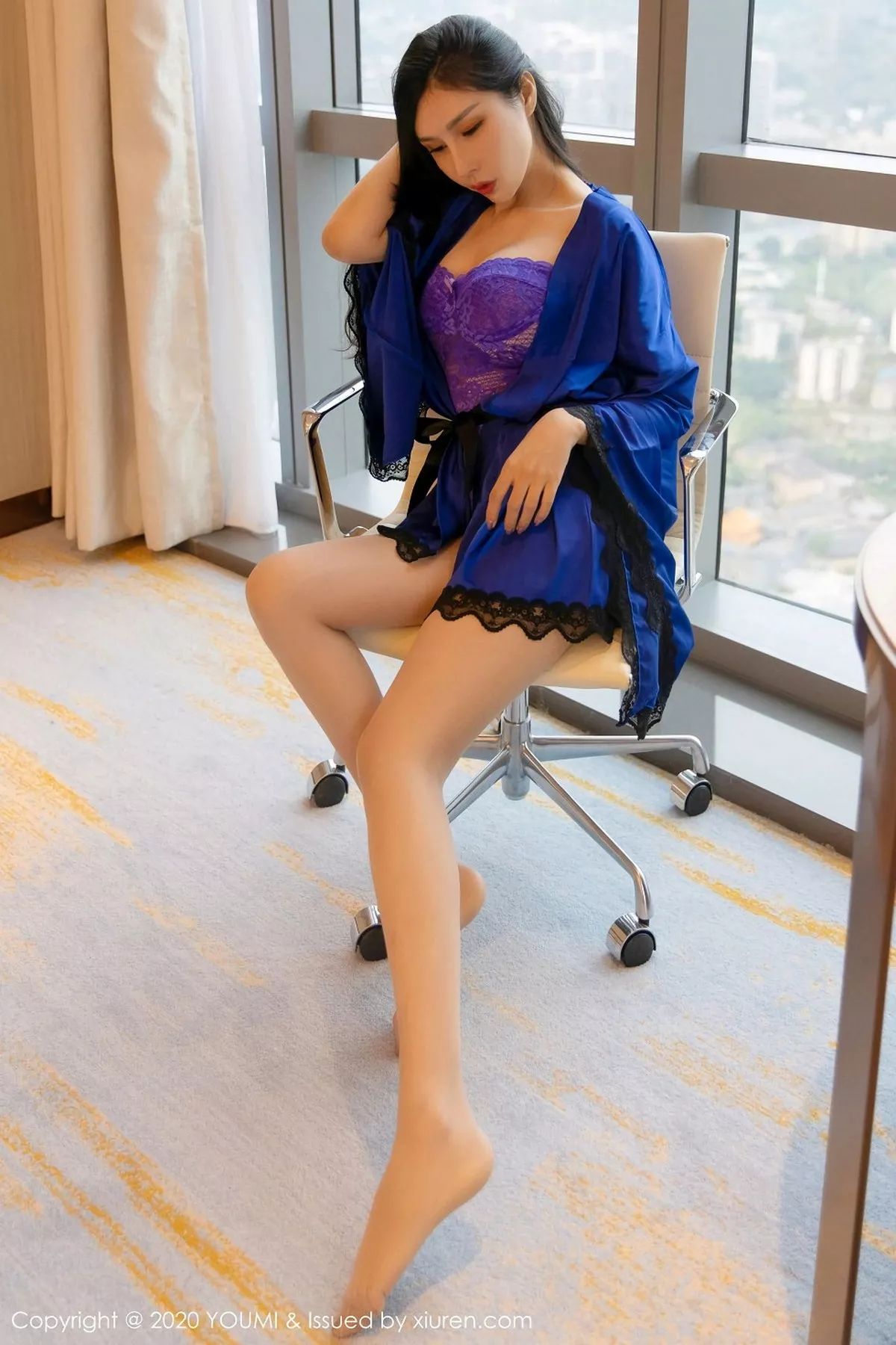秀人集.com_[YouMi尤蜜荟]Vol.568_嫩模田冰冰私房脱睡衣露紫色镂空连体内衣极致诱惑写真43P