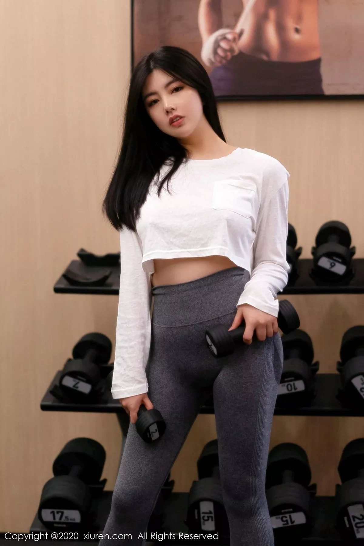 秀人集.com_[XiuRen秀人网]No.2863_女神娜露Selena健身房性感紧身衣秀凹凸身材丰乳肥臀诱惑写真50P