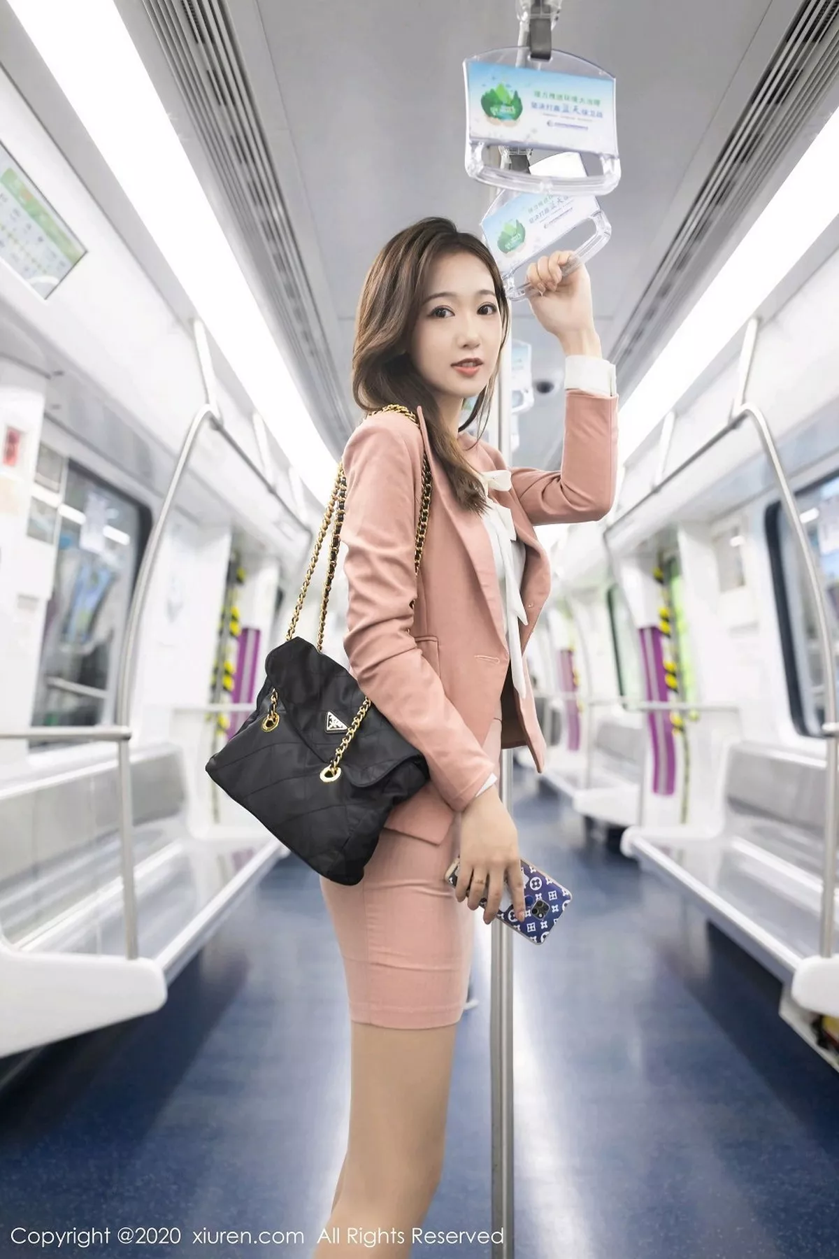 秀人集.com_[XiuRen秀人网]No.2865_嫩模唐安琪地铁学妹系列主题性感内衣配开档肉丝裤袜诱惑写真62P