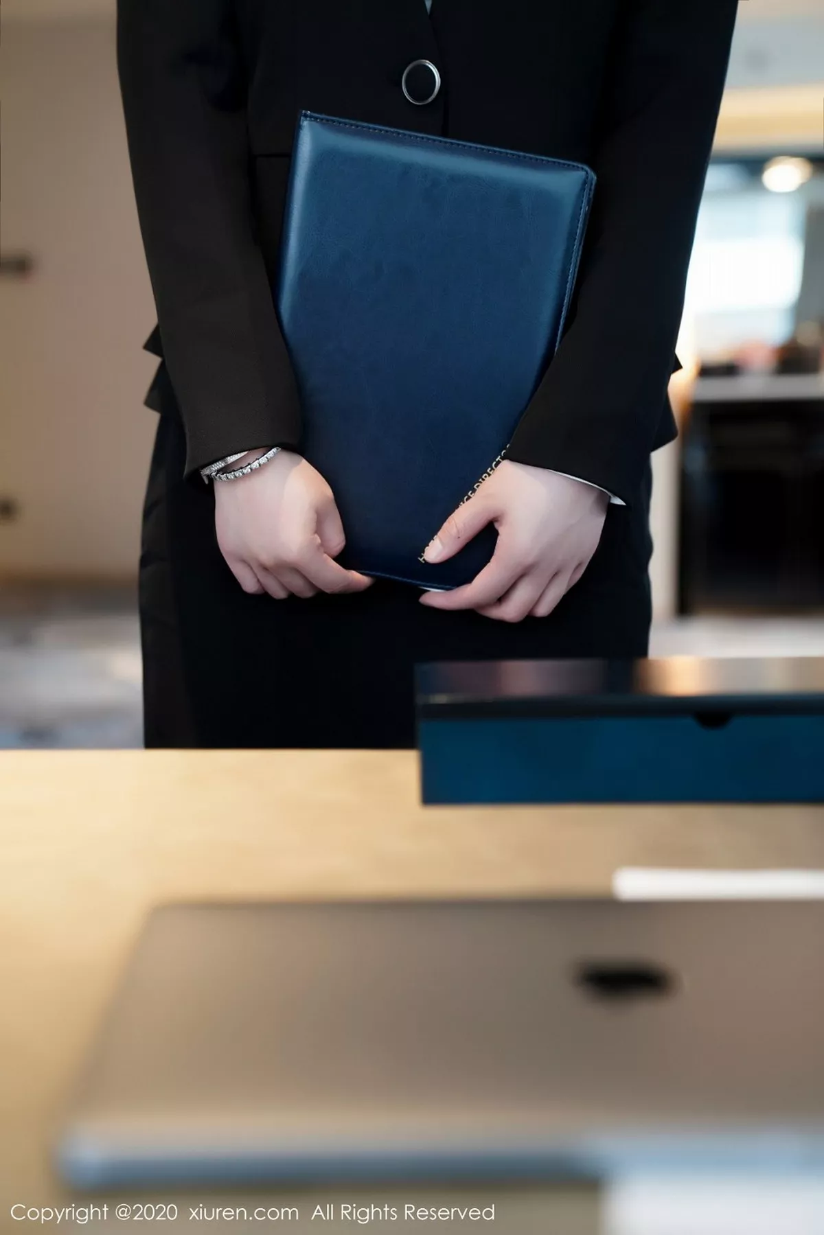 秀人集.com_[XiuRen秀人网]No.2901_嫩模fairy如歌剧情主题性感白衬衣配黑短裙浴室湿身诱惑写真100P