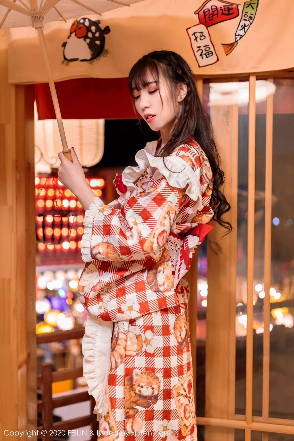 秀人集.com_[FeiLin嗲囡囡]VOL.360_嫩模小波多私房日系风团花锦簇半脱秀凹凸身材诱惑写真50P